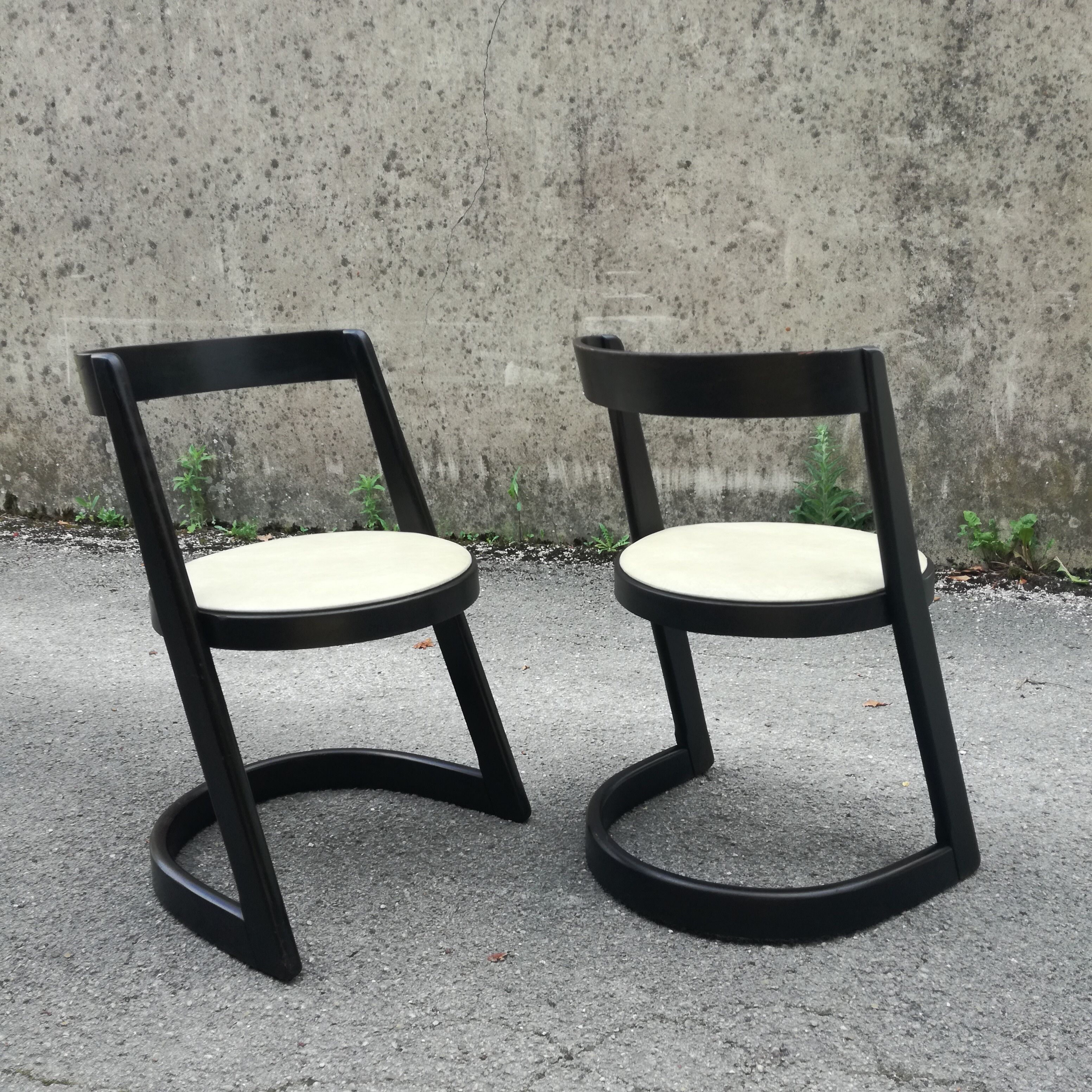 Pair of Halfa chairs by Baumann