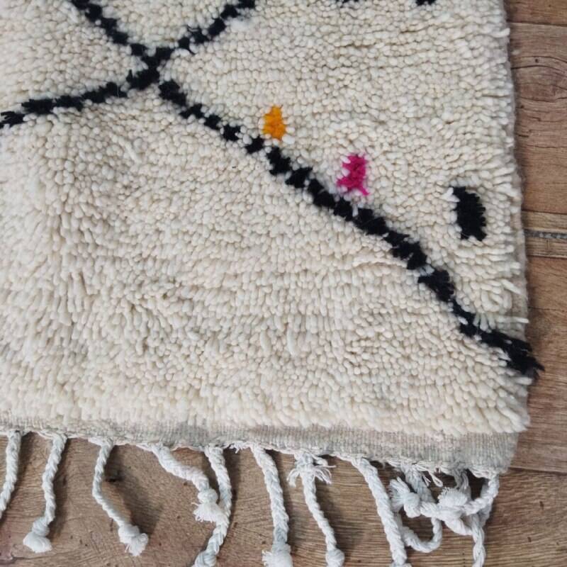 Tapis berbère laine fait main 172x110 cm