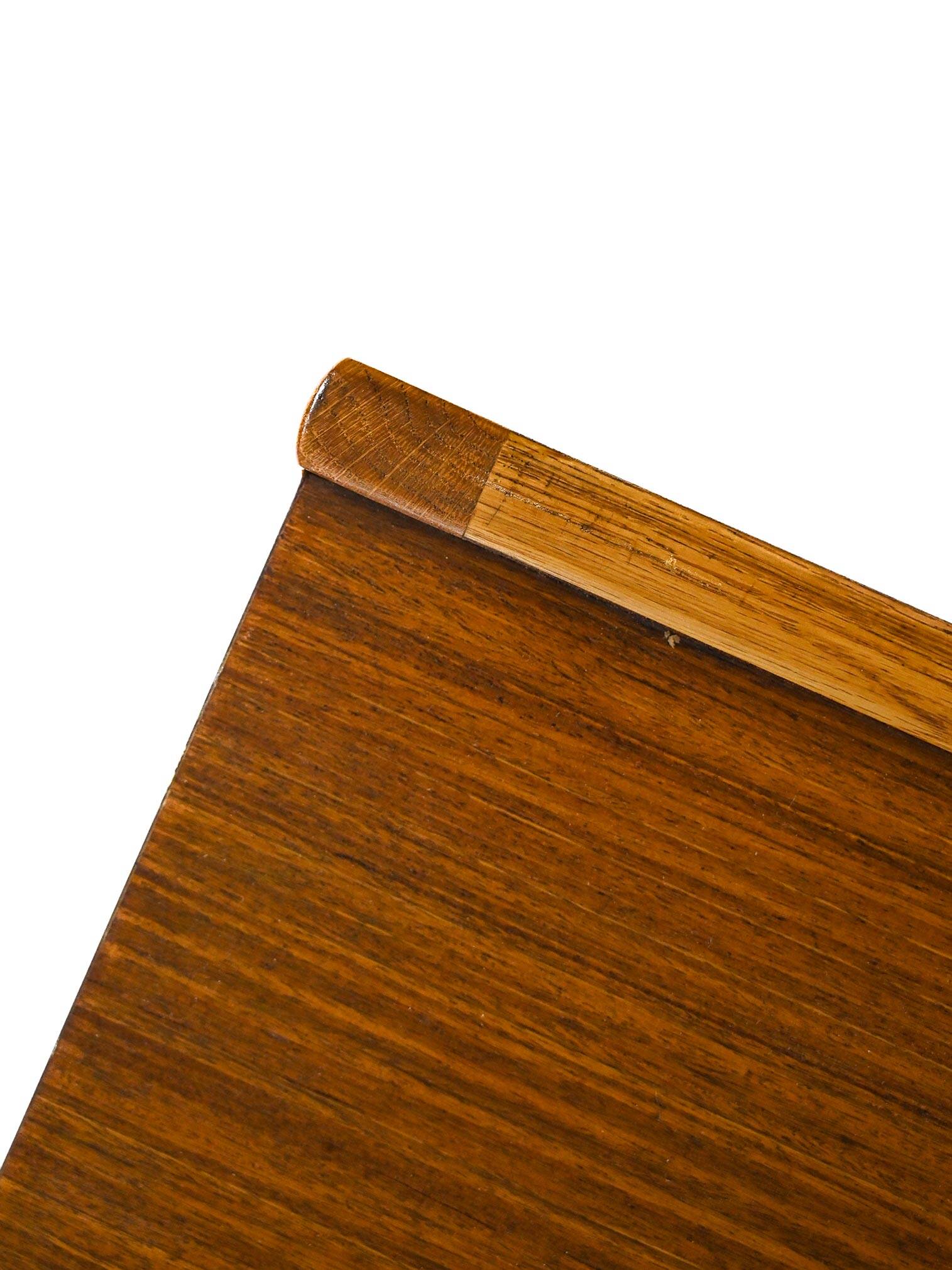 Scandinavian dressing table with drawers