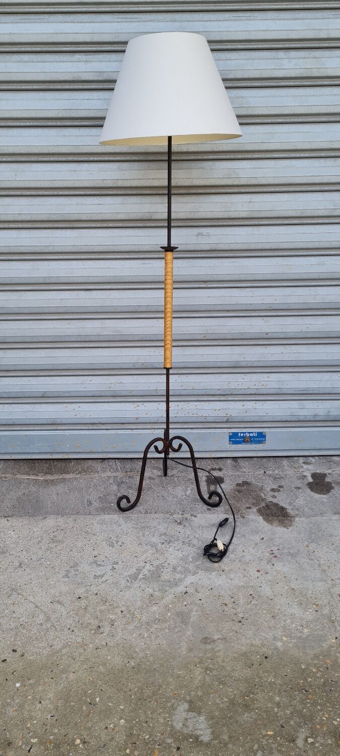 Wrought iron floor lamp and rope