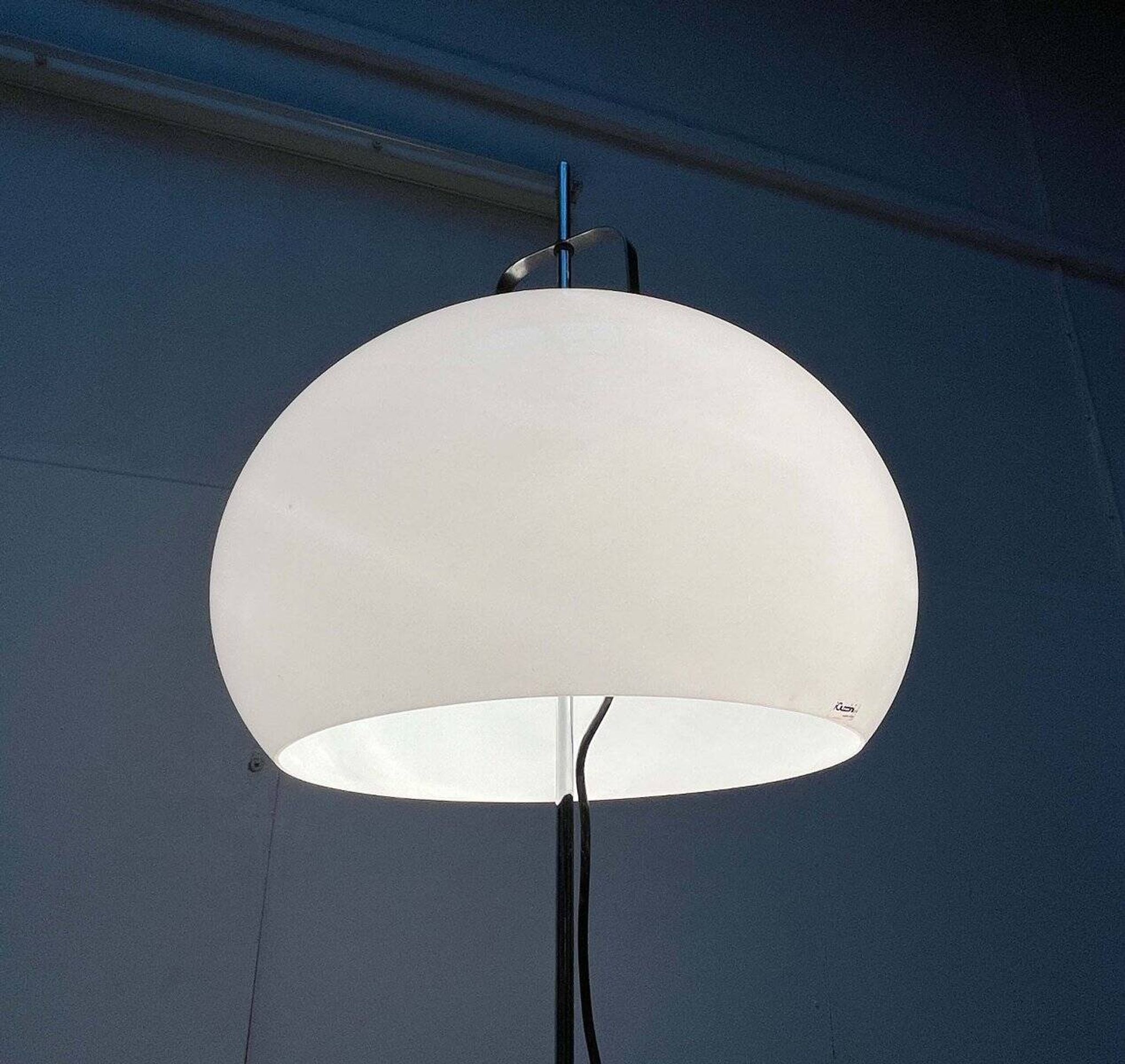 Lucerna floor lamp, Space Age model, modern Italian mid-century by Guzzini for iGuzzini, 1960s.