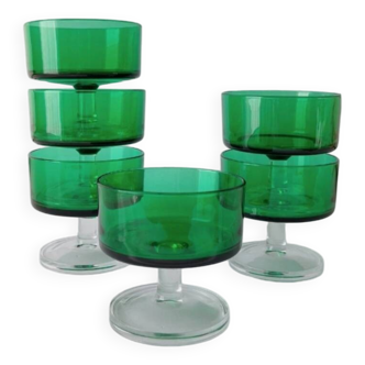 6 Luminarc green stemmed coupe glasses