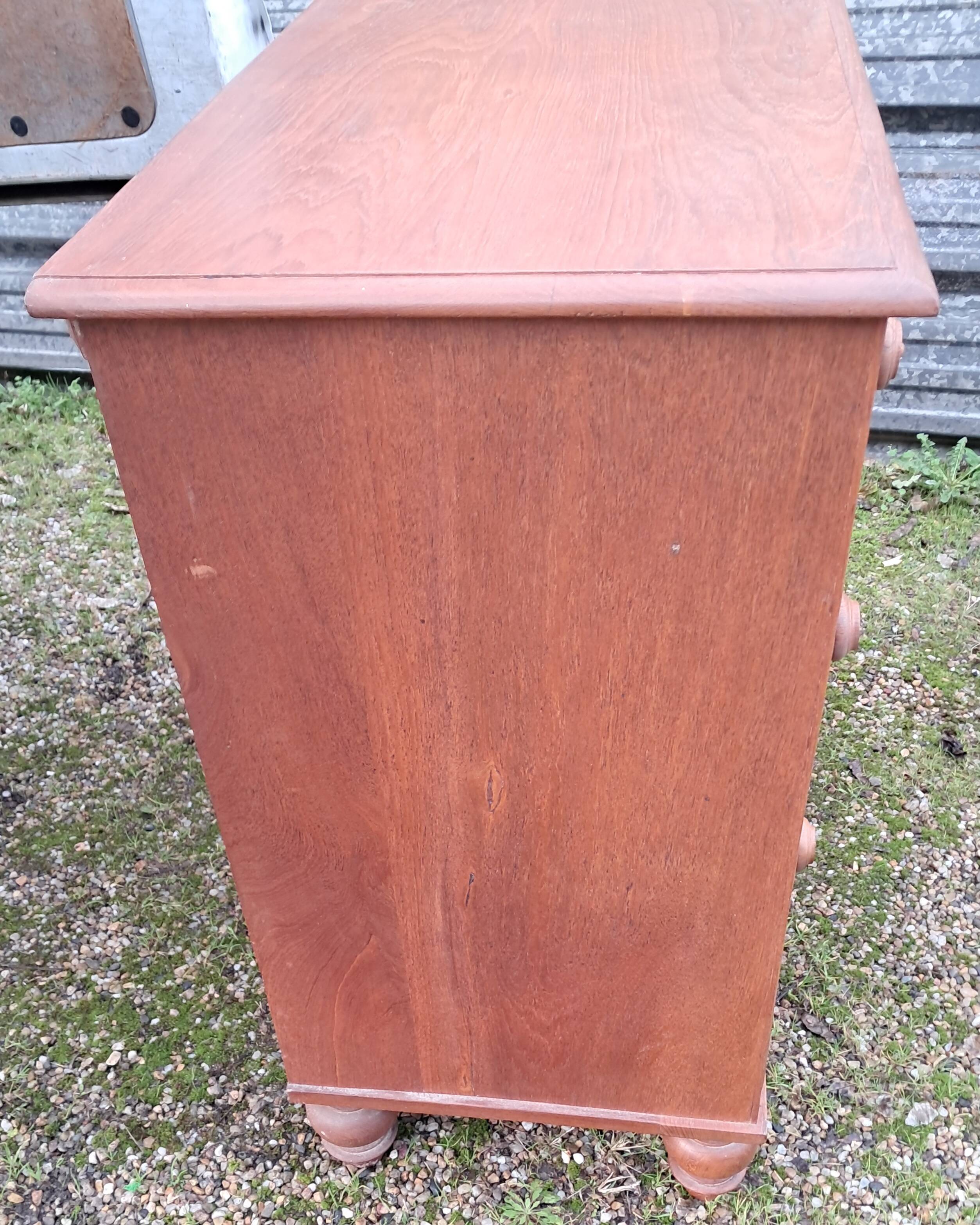 petite commode debut 20e