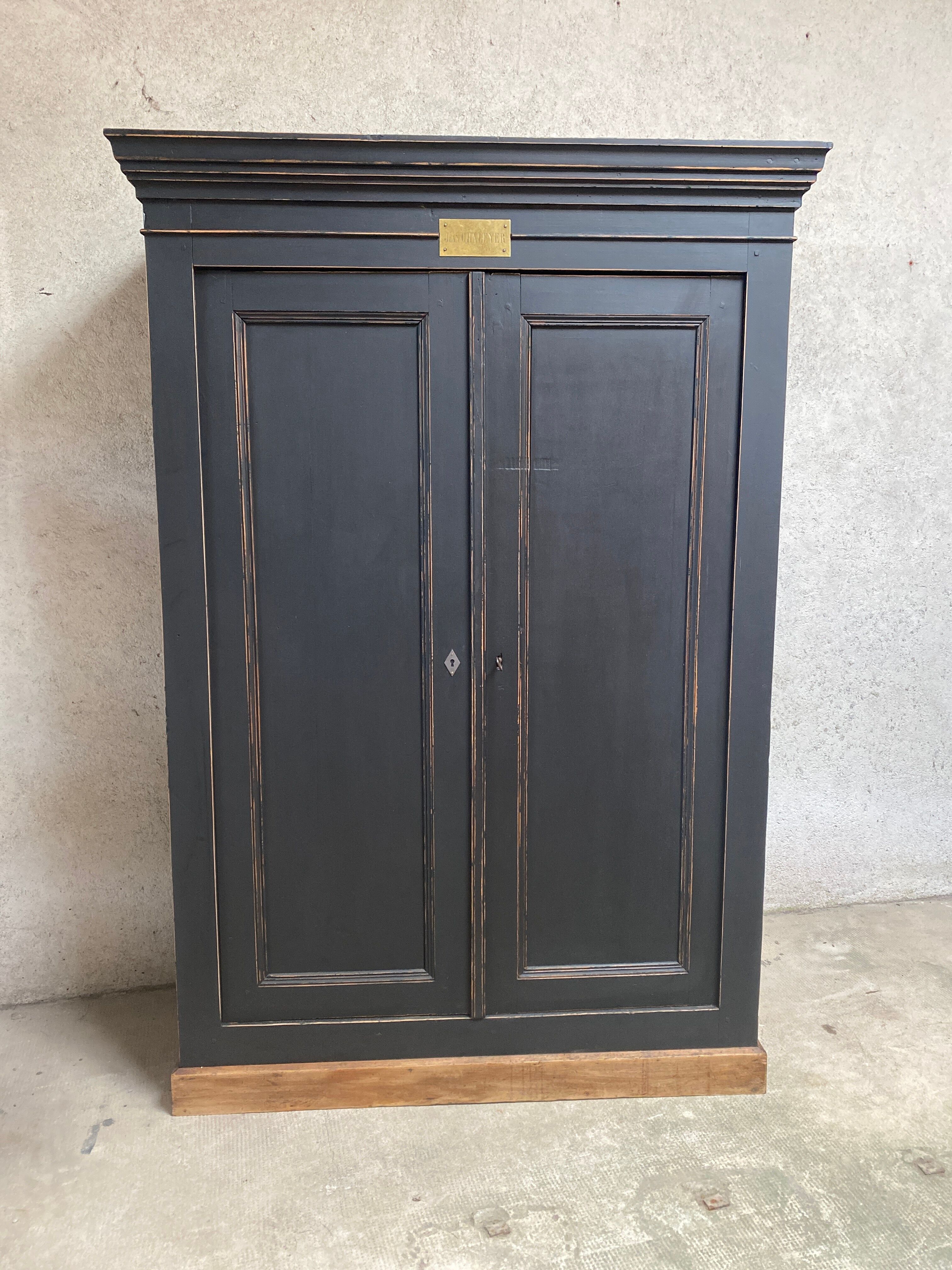 Parisian workshop cabinet 1m72