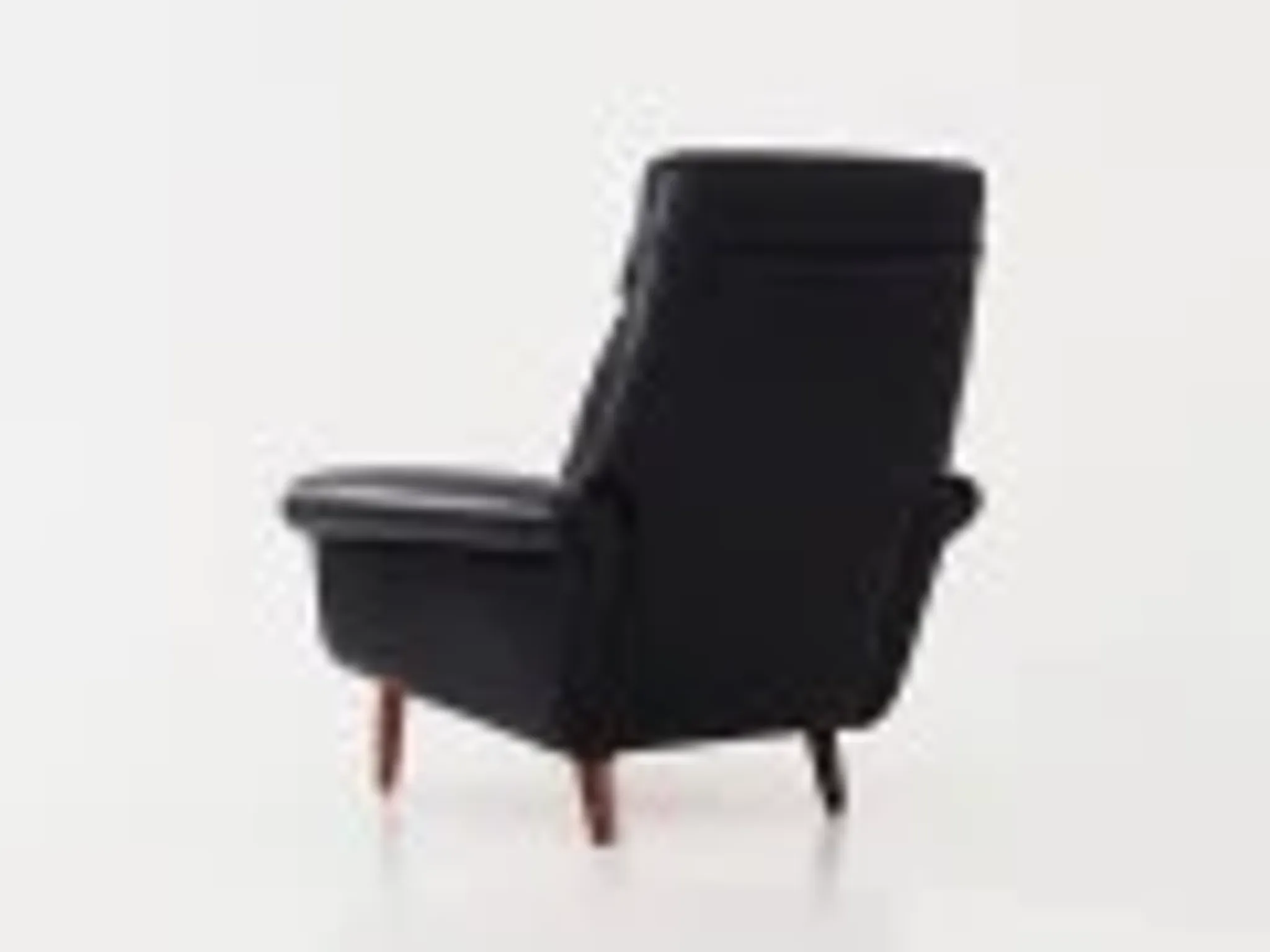 Fauteuil en cuir noir, design danois, années 1970, production : Danemark
