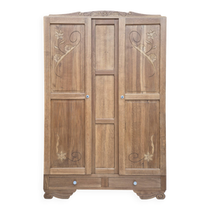 Armoire parisienne art