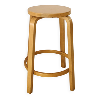 Tabouret de bar 64 par Alvar Aalto pour Artek, Finlande années 80