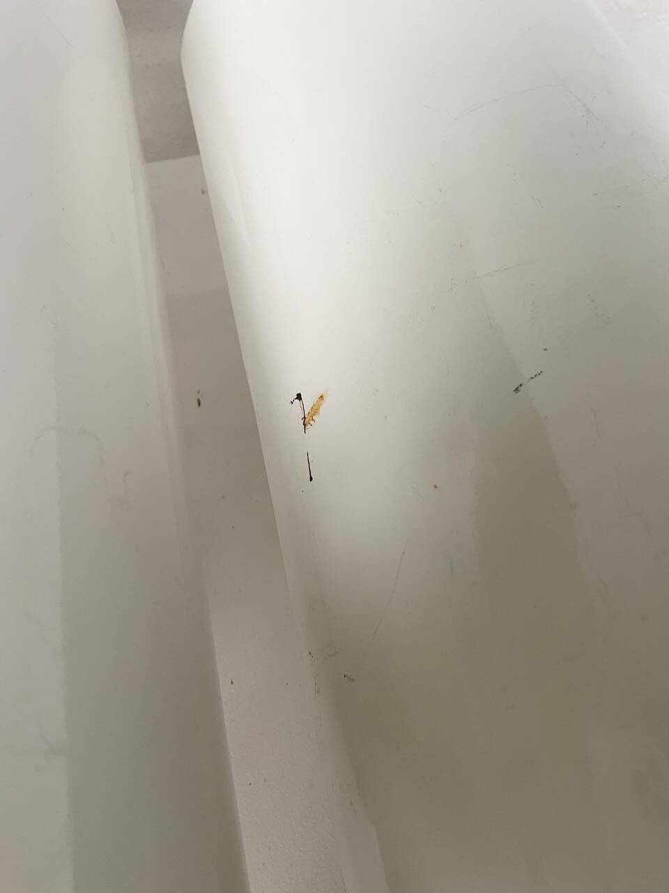 Pair of Parscot wall lights in white lacquered metal from the 80s