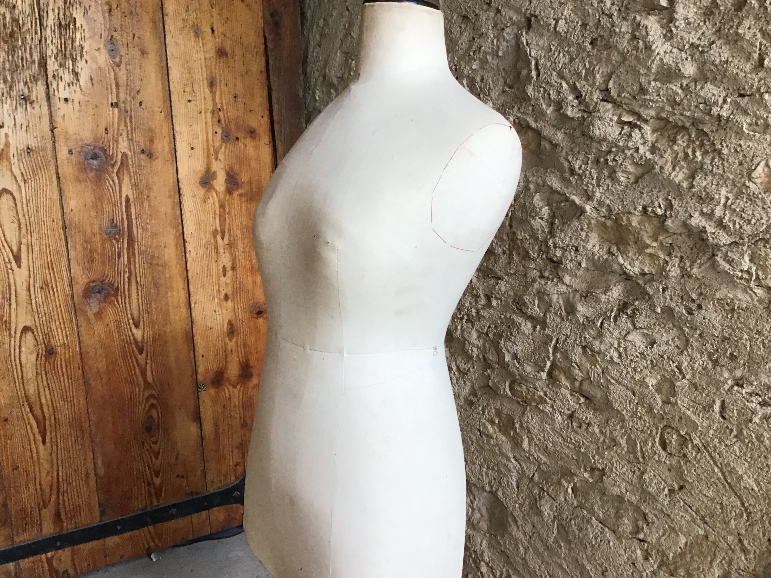 Seamstress mannequin