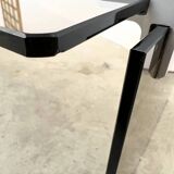 Table basse minimaliste 70s – verre bronze & alu