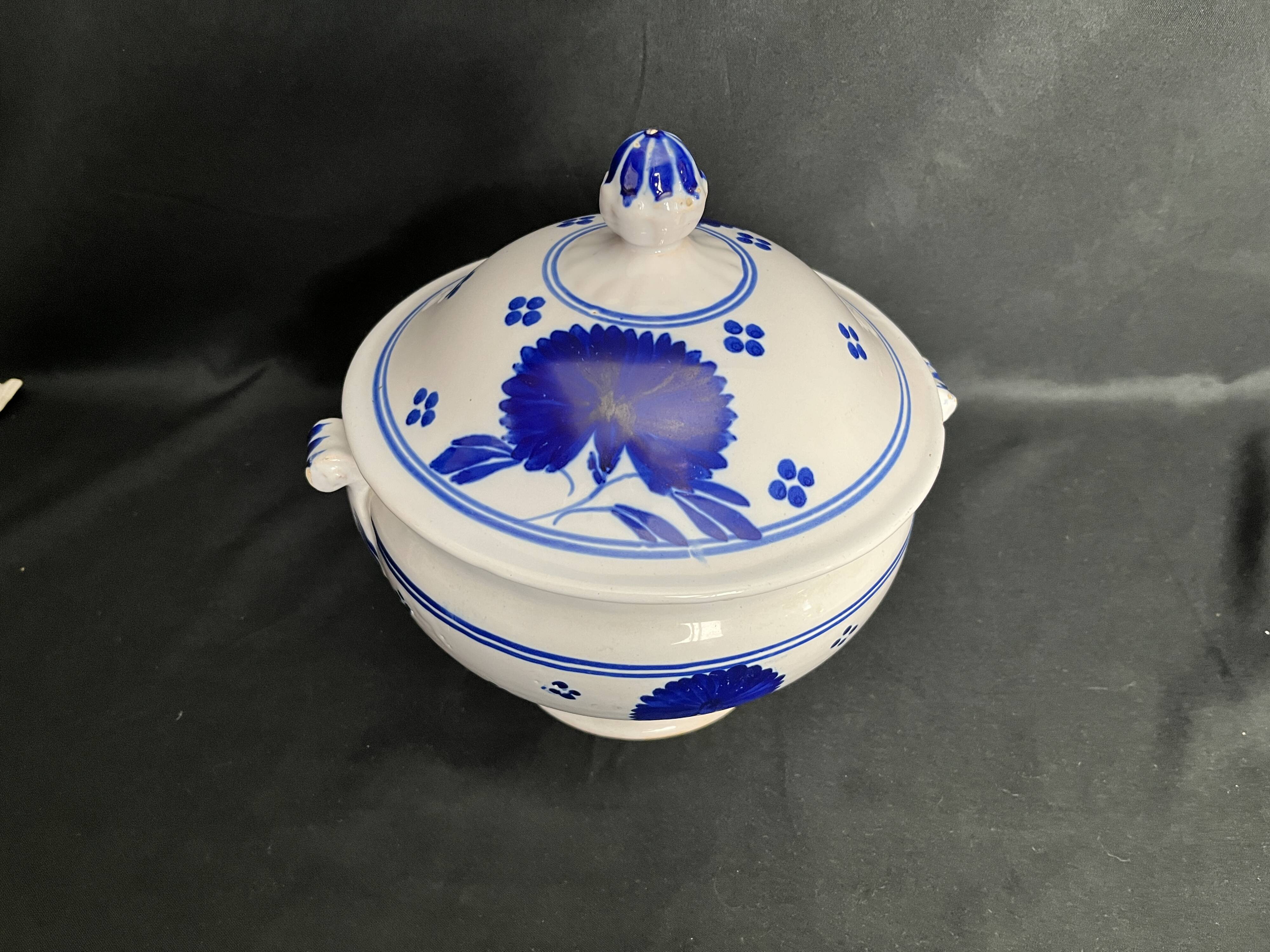 Lunéville, earthenware soup tureen with blue decoration, late 19th century
