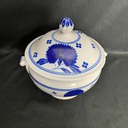 Lunéville, soupière en faïence à décor bleu fin XIXème