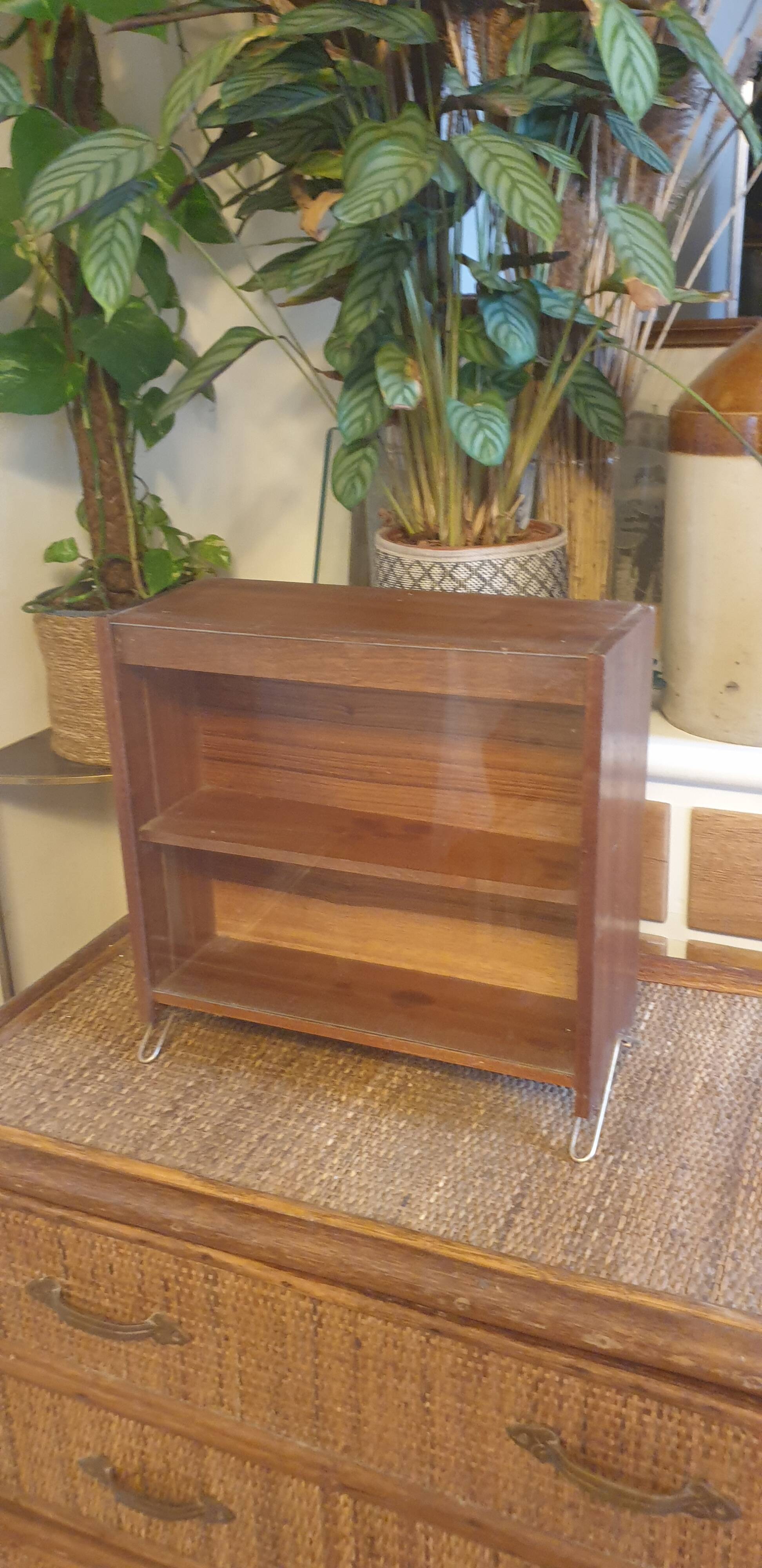 Étagère vitrine