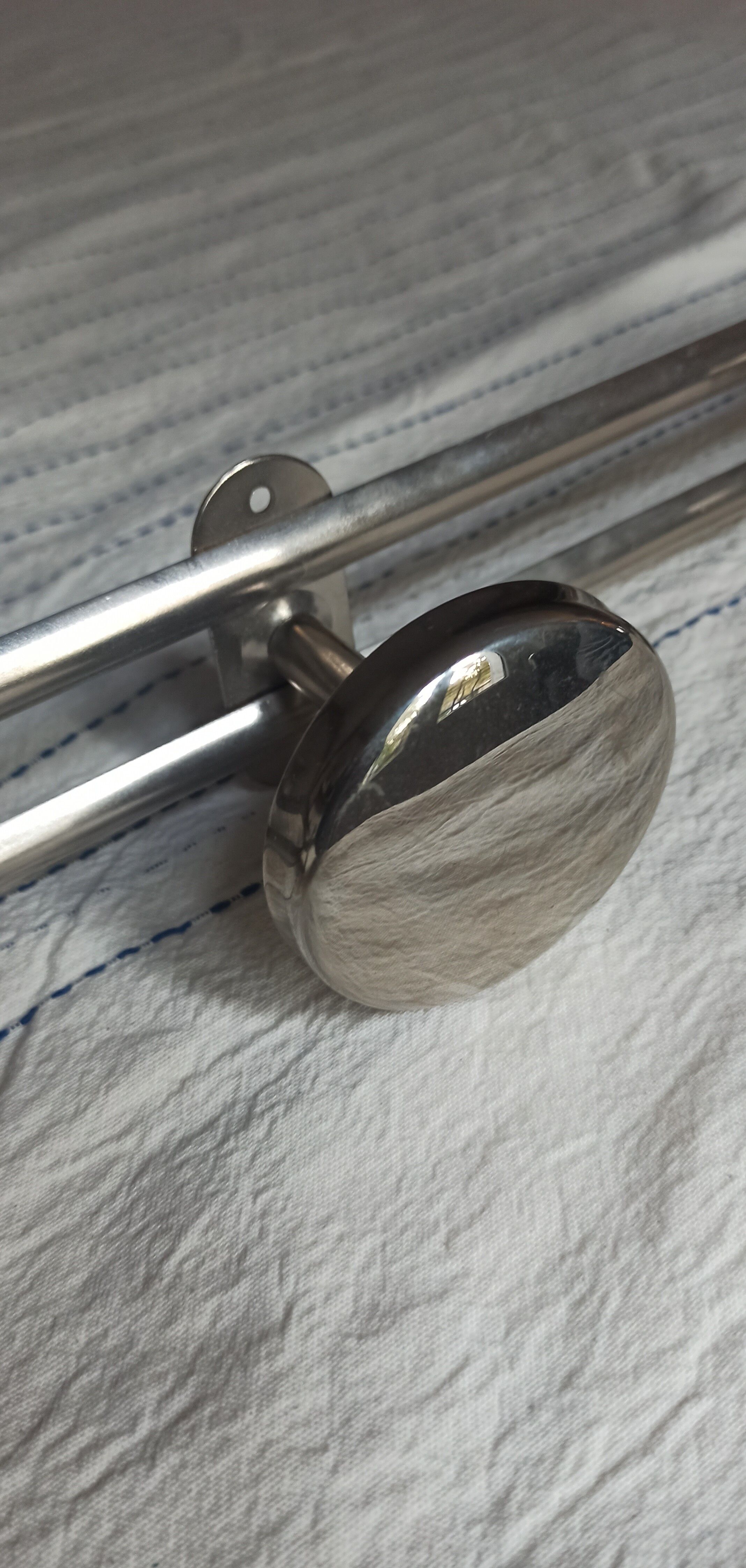 Metal wall coat rack