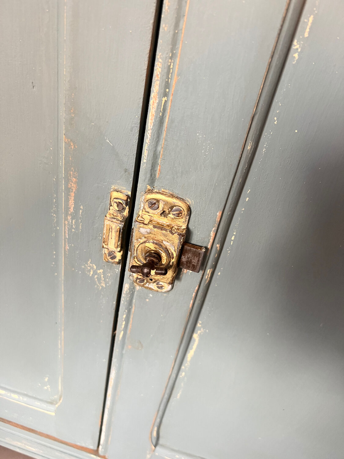 Parisian sideboard with 2 doors