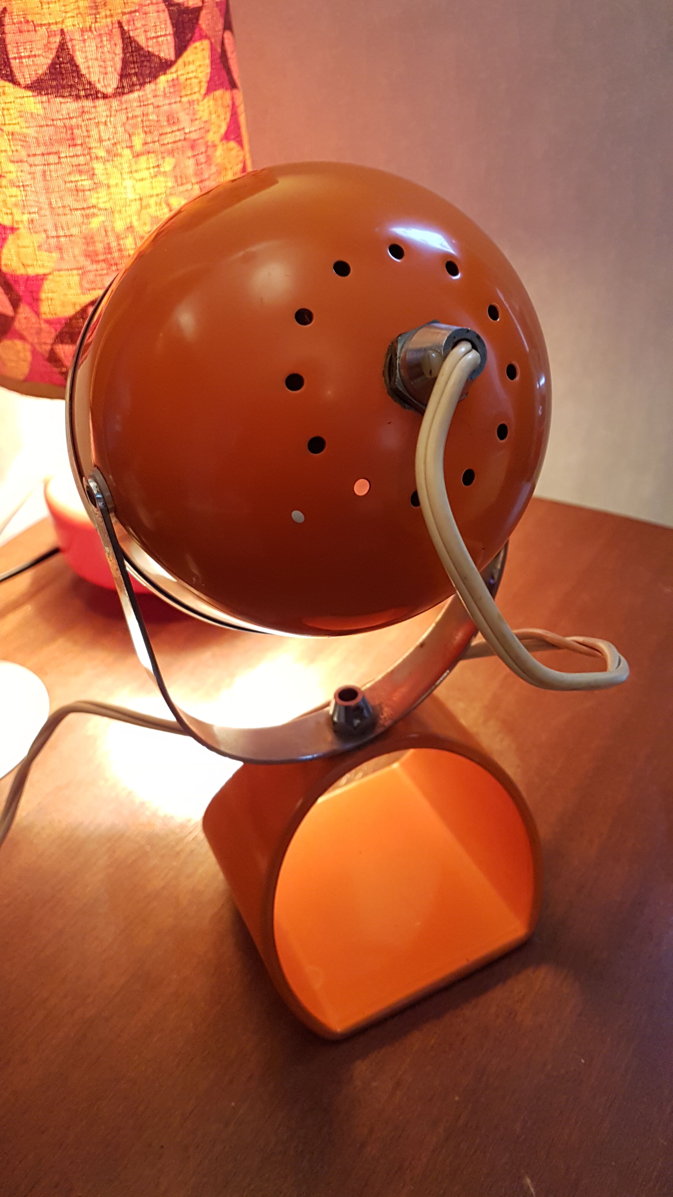 Lamp metal of the years 70