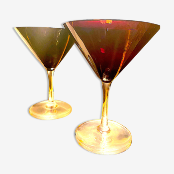 Duo of red crystal glasses: Martini, cocktail, champagne...