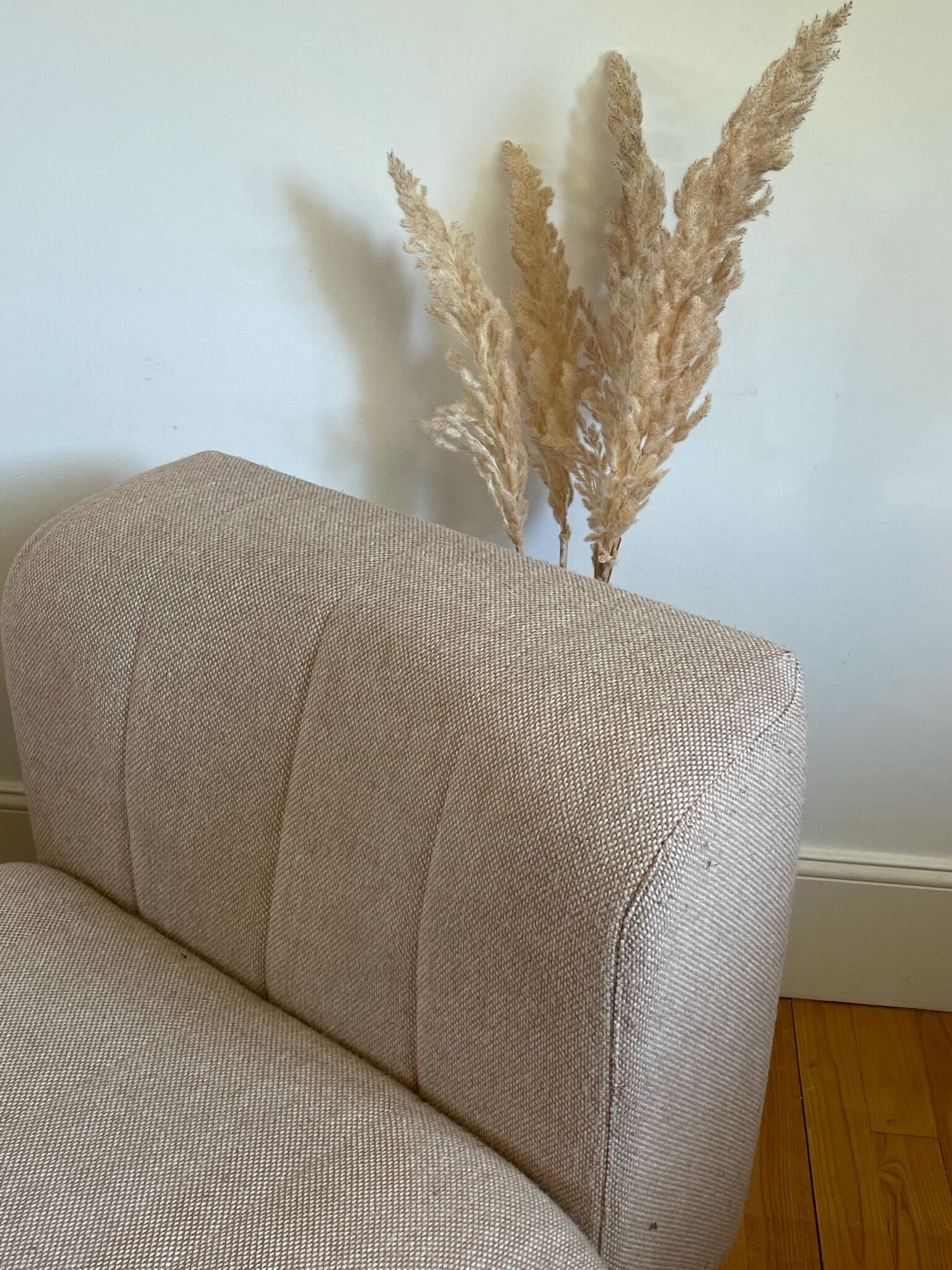 Pair of "Novemila" armchairs by Tito Agnolin Arflex