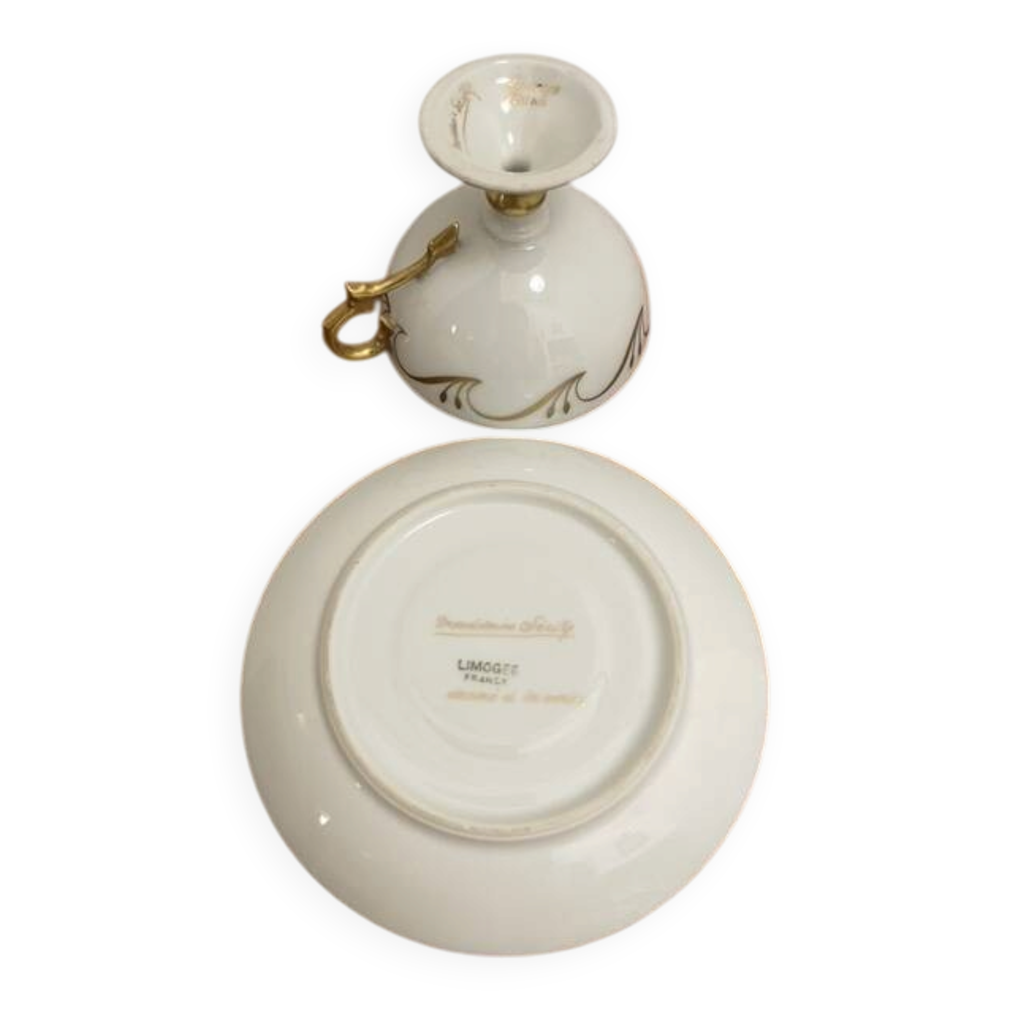 Set of 3 cups, their saucers and a sweet jar.