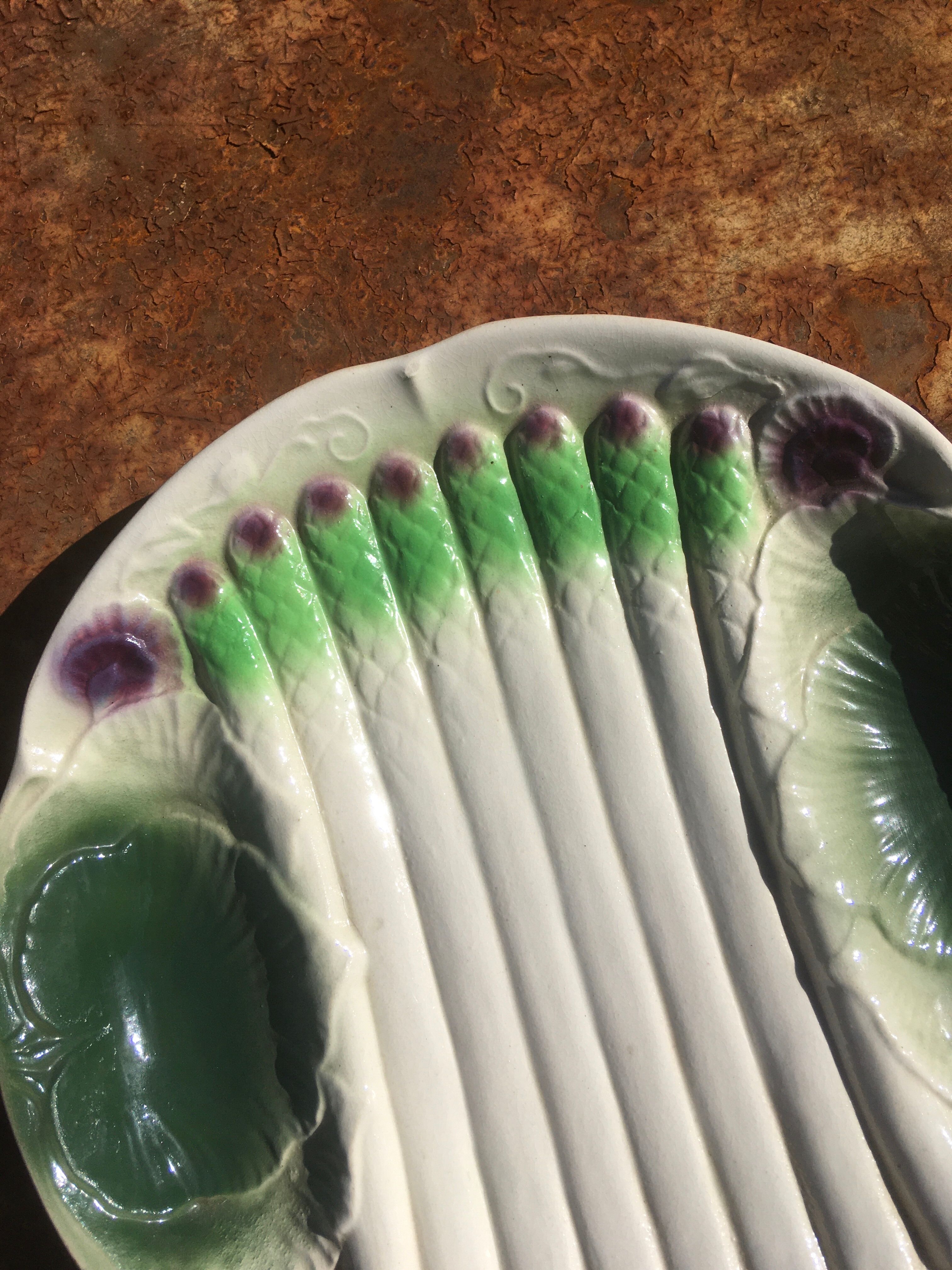 Asparagus plate in Sarreguemines dabbling.