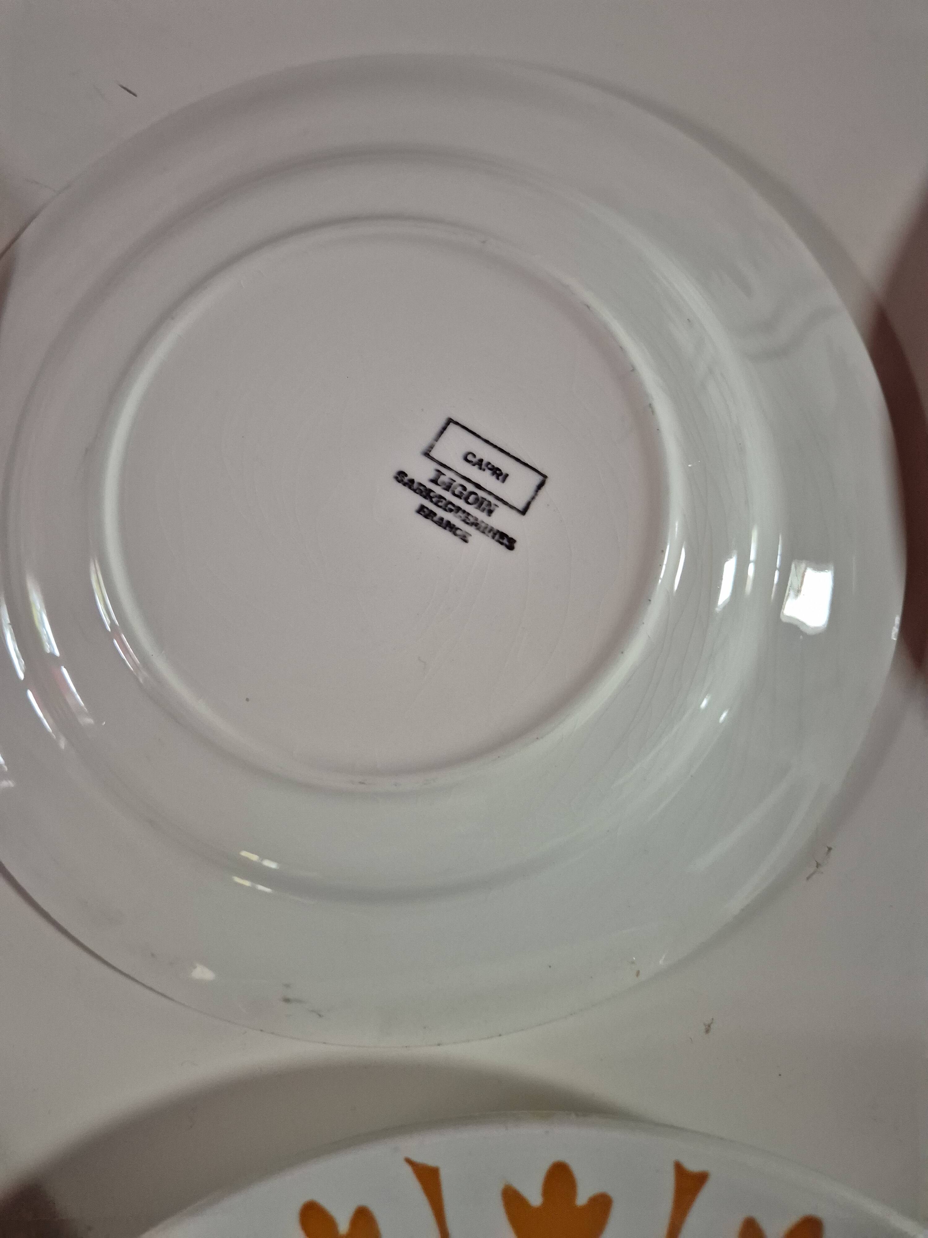 Set of 17 vintage Sarreguemines plates – Capri Ligoin model – orange