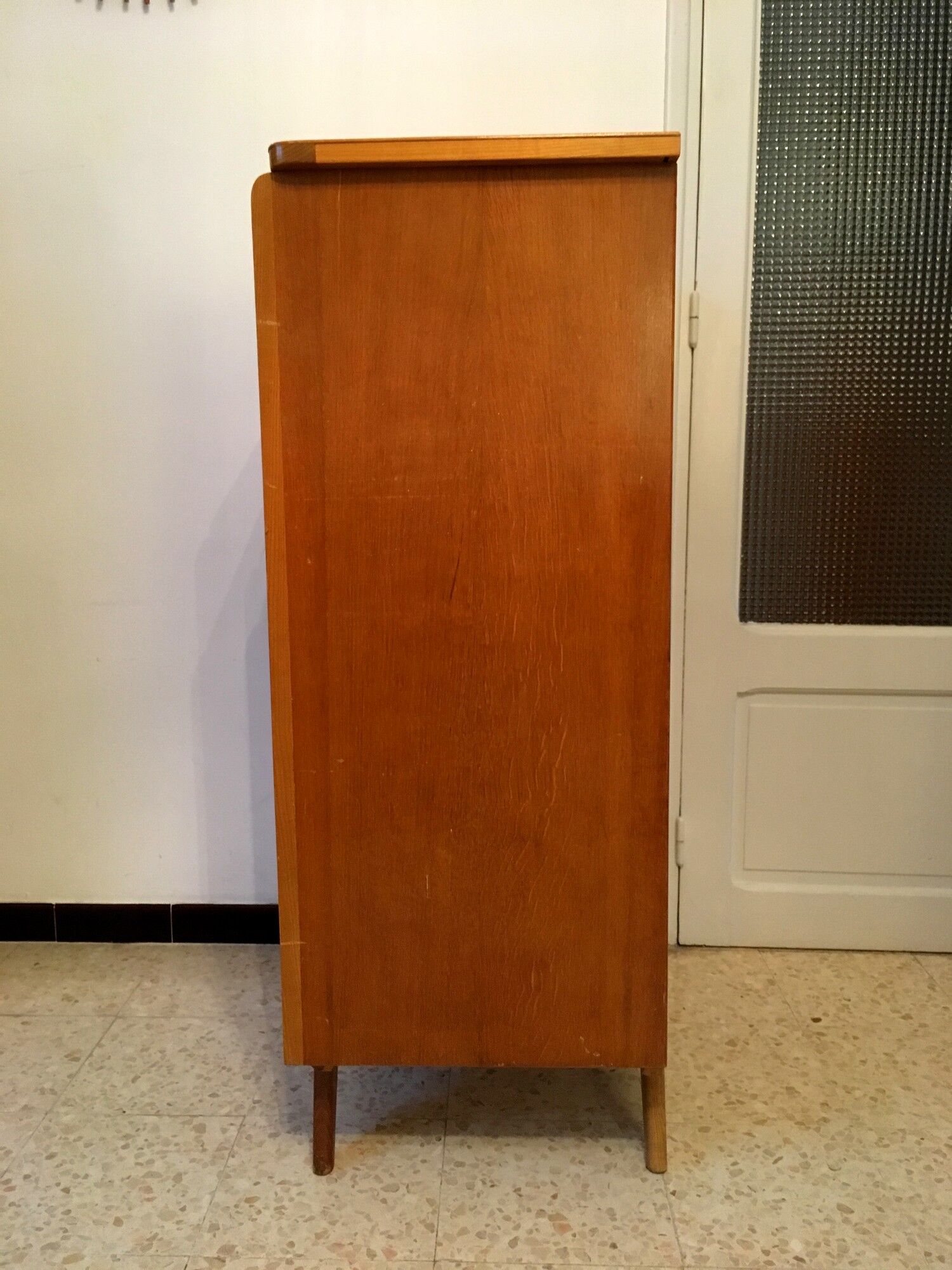 Dresser in rattan feet vintage compass 50s