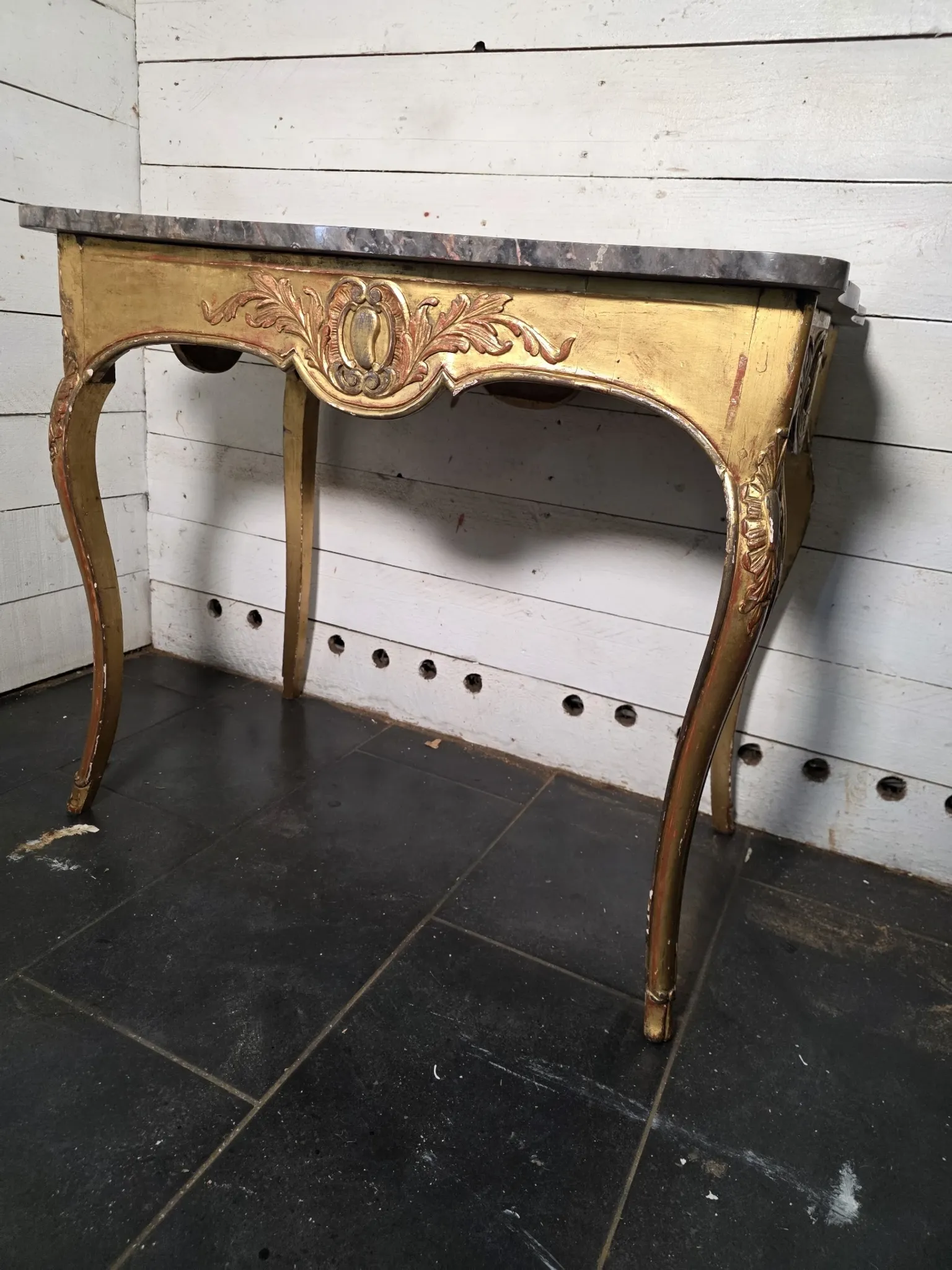 Console/table de milieu style Louis XV doré XIXè 