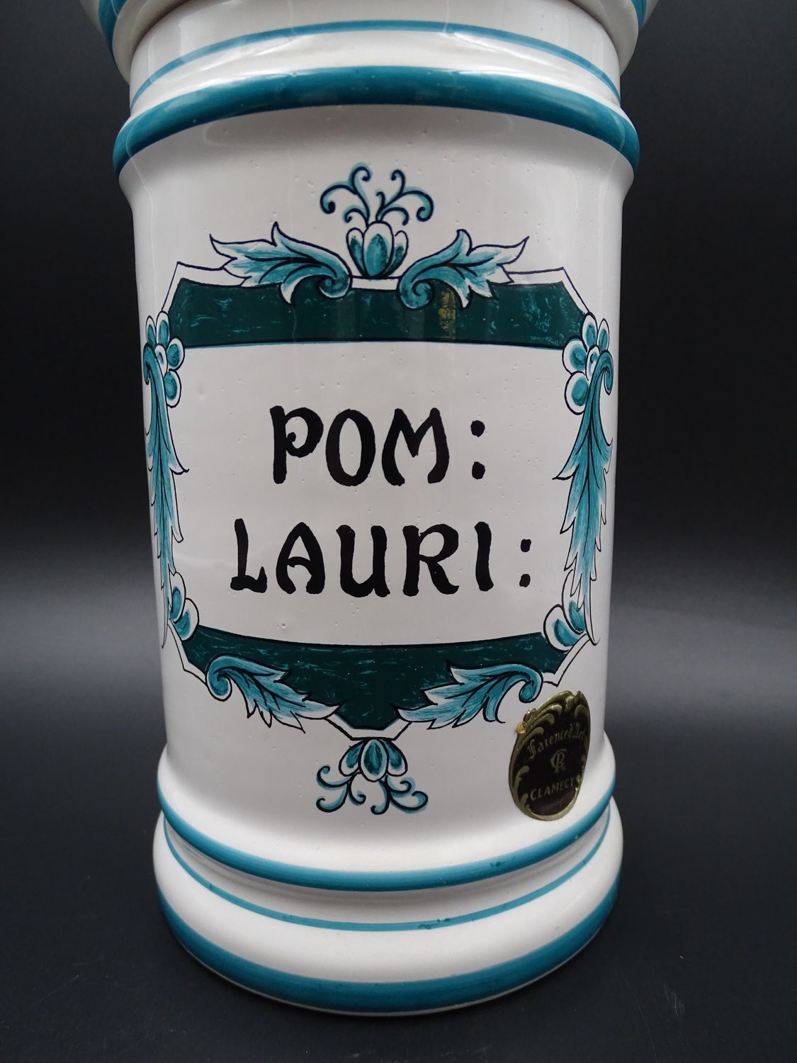 Clamecy earthenware pharmacy pot - Pharmacy Decoration - Medicine