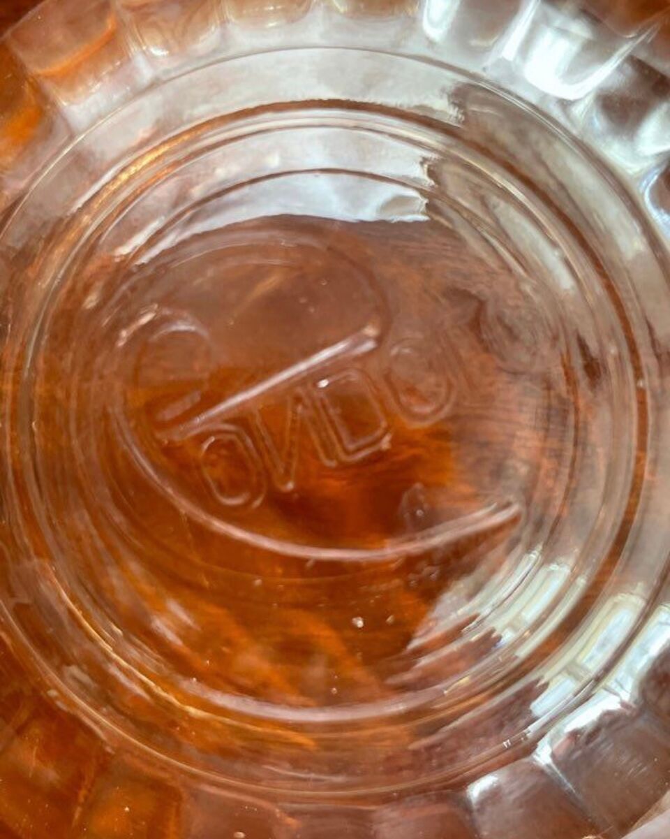 7 vintage cups, iridescent gondolo