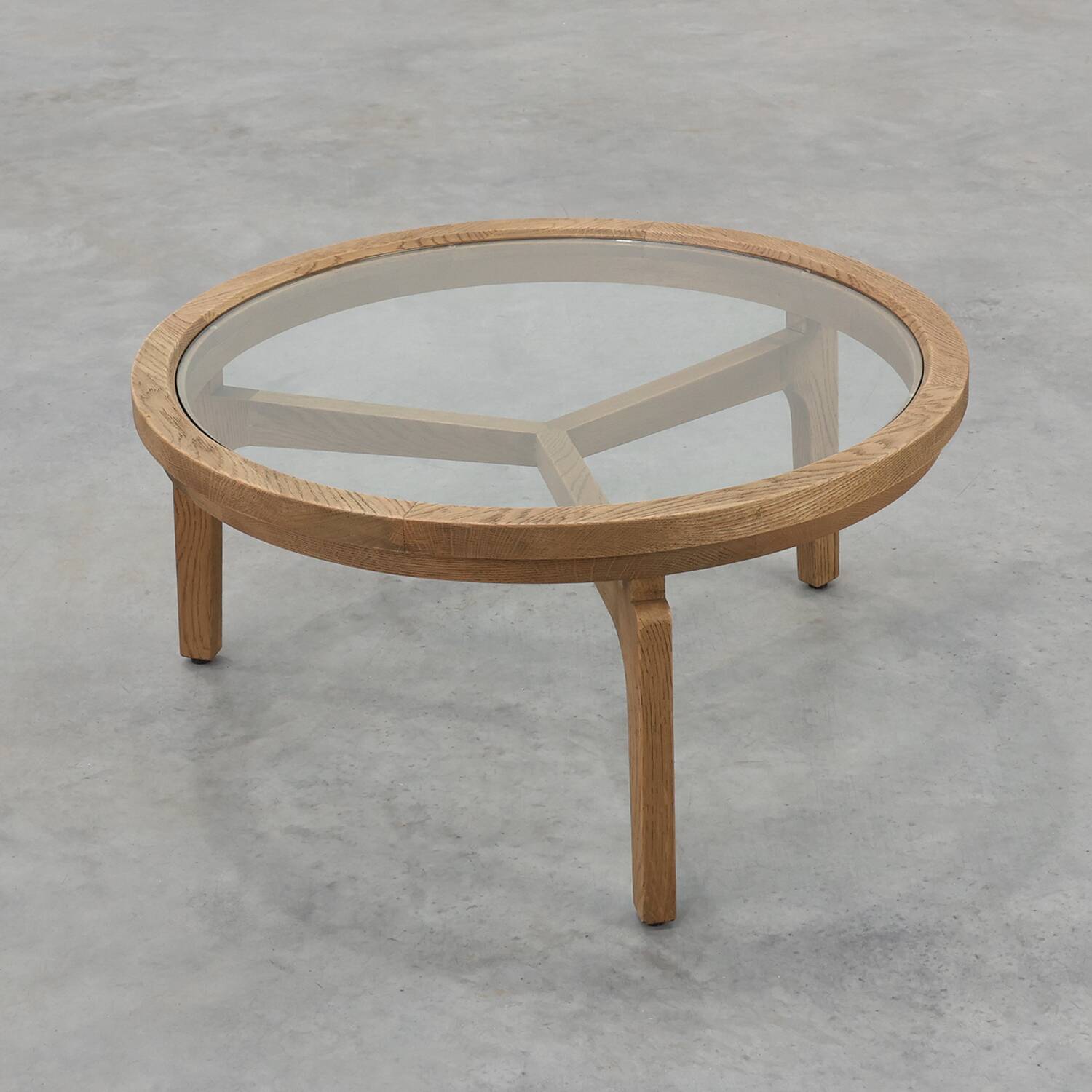 Table moderne en bois de cèdre et verre, Italie fin du 20e siècle