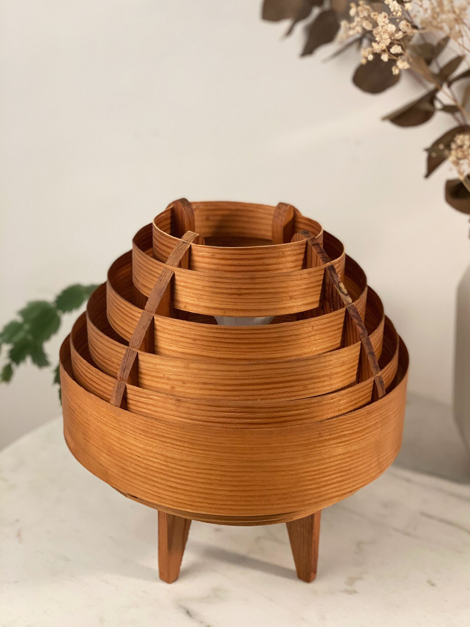 Lampe scandinave vintage en lamelles de bois