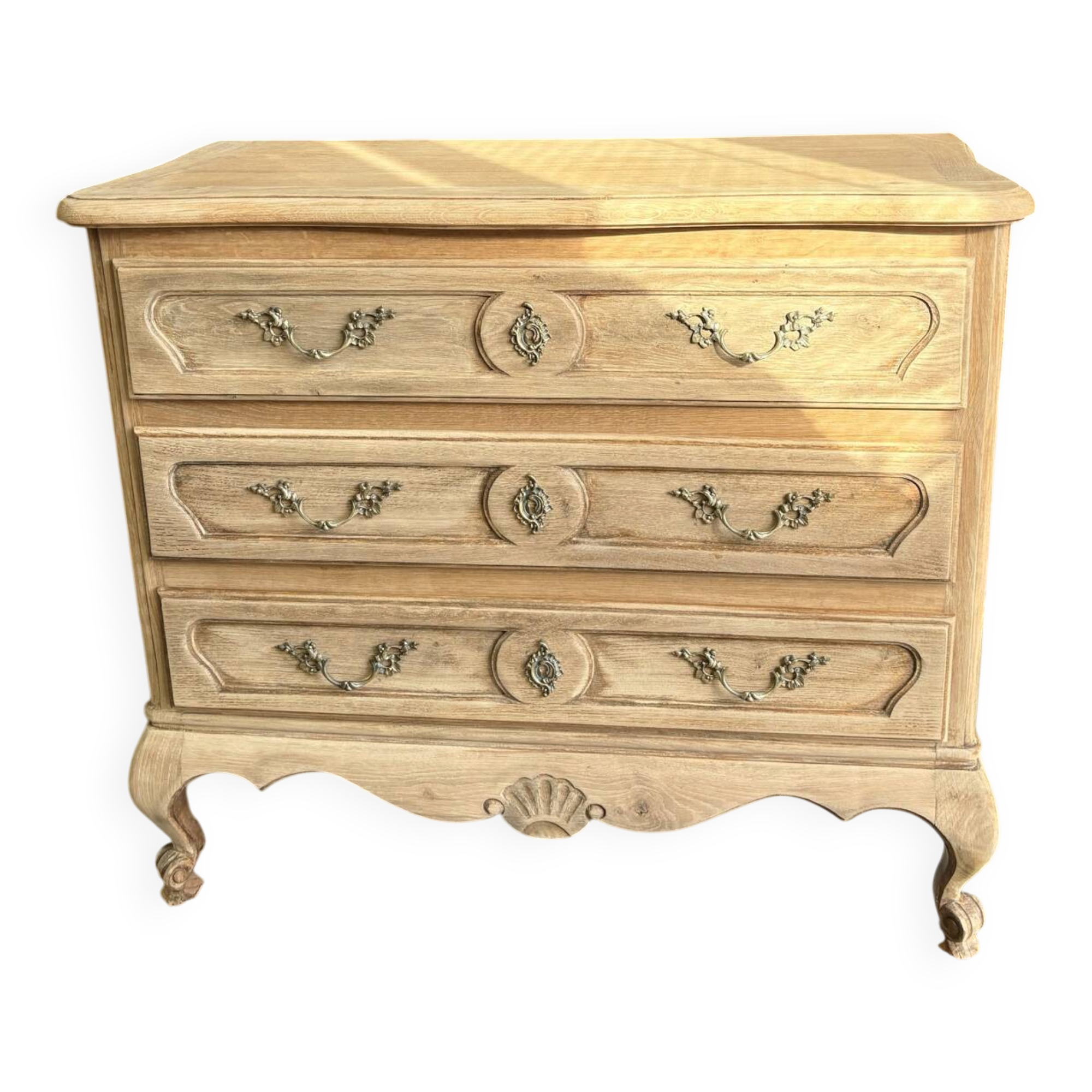 Raw oak chest of drawers in Louis XV style – 3 drawers