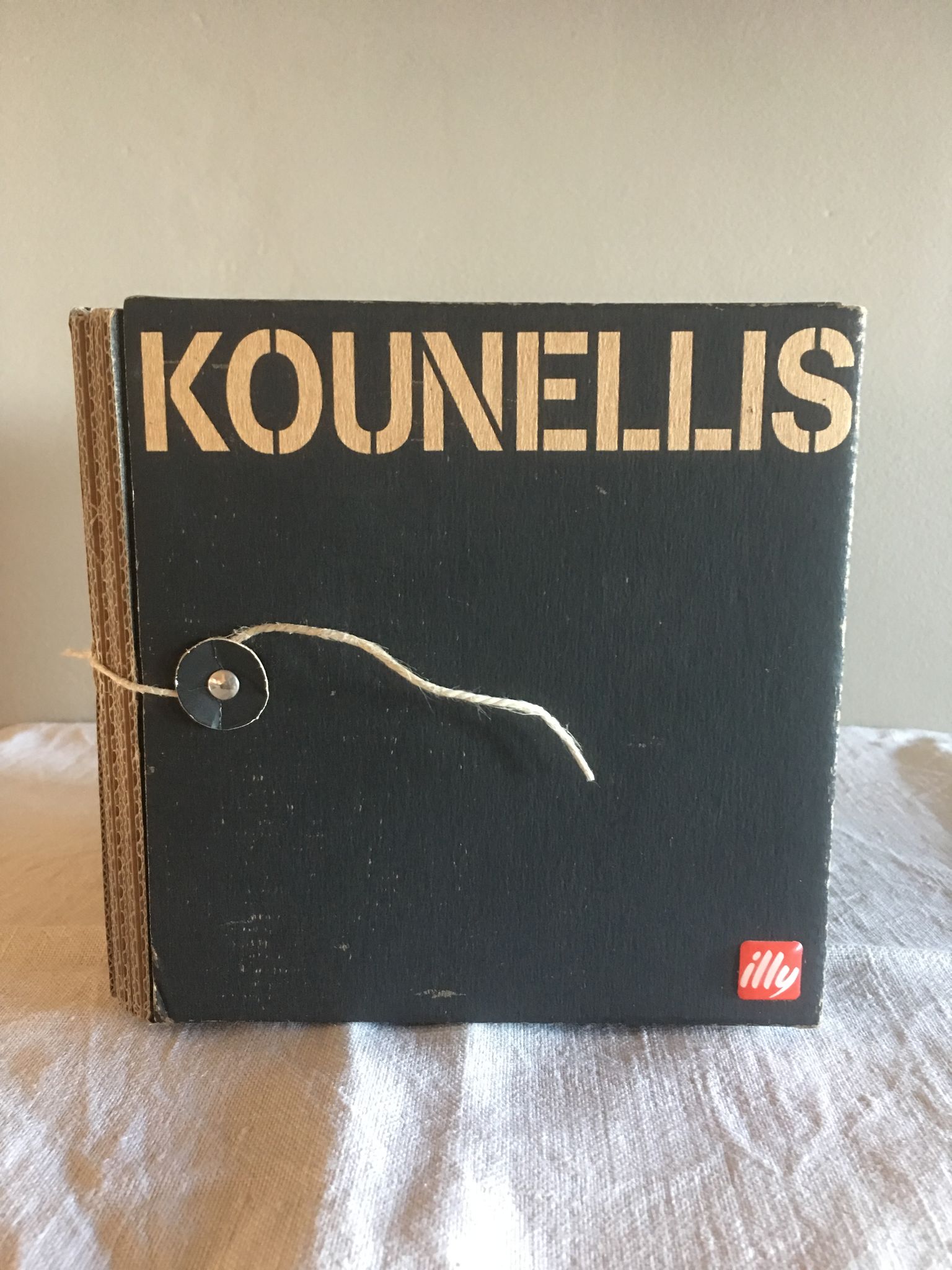Tasse Jannis Kounellis