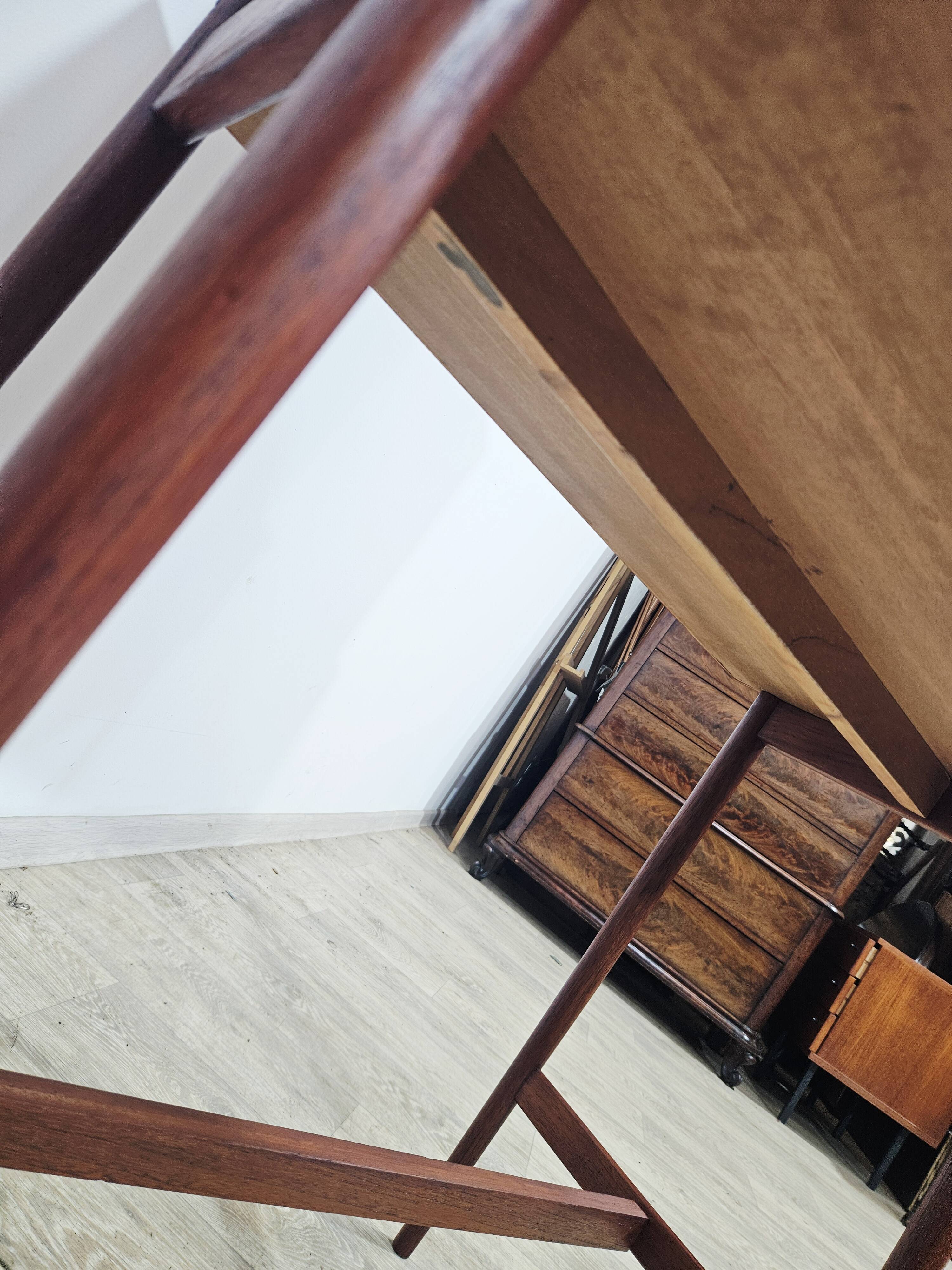 Coiffeuse en teck scandinave – Design danois des années 1960.