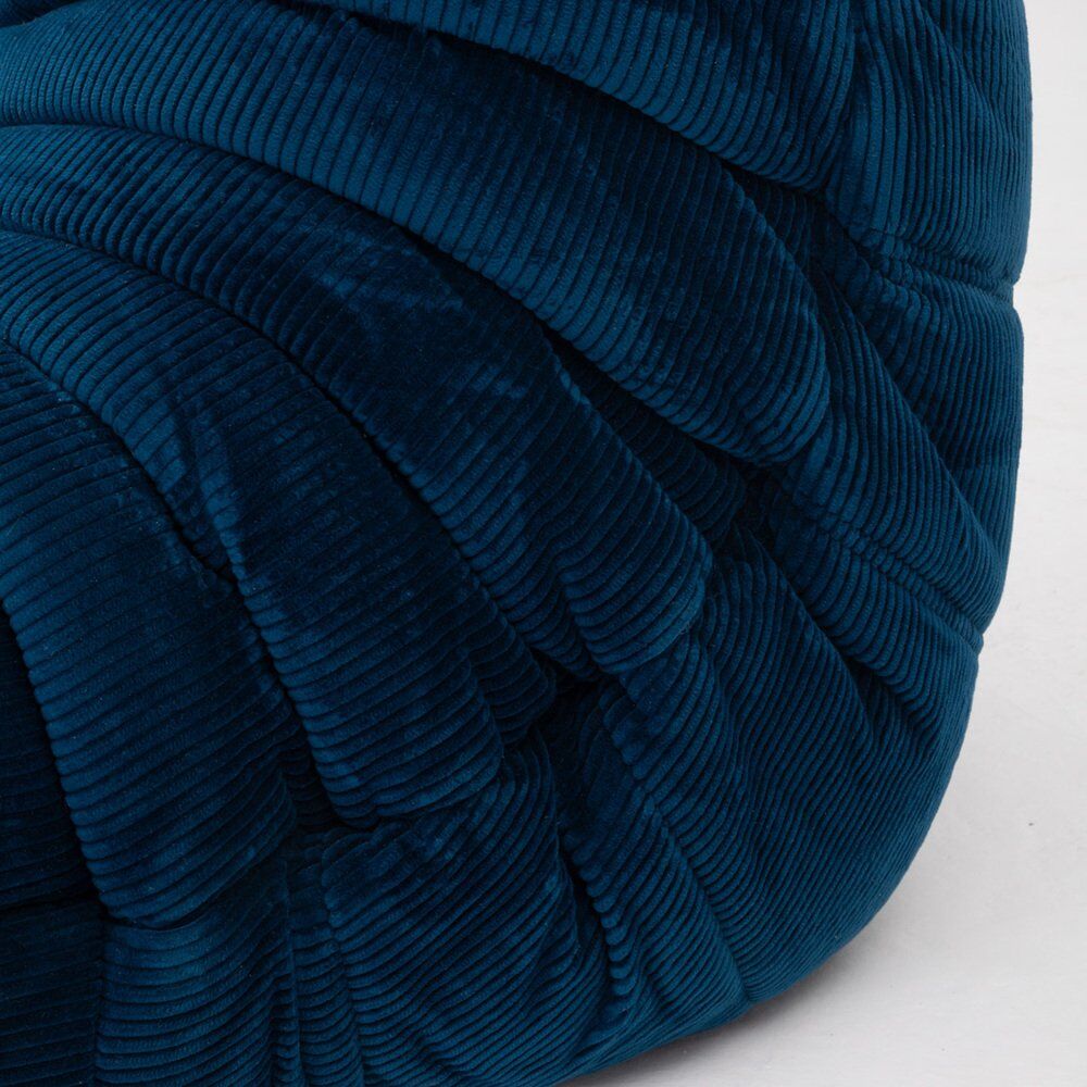 Canapé trois places Togo en tissu bleu foncé par Michel Ducaroy pour Ligne Roset