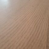 Dining table metal feet