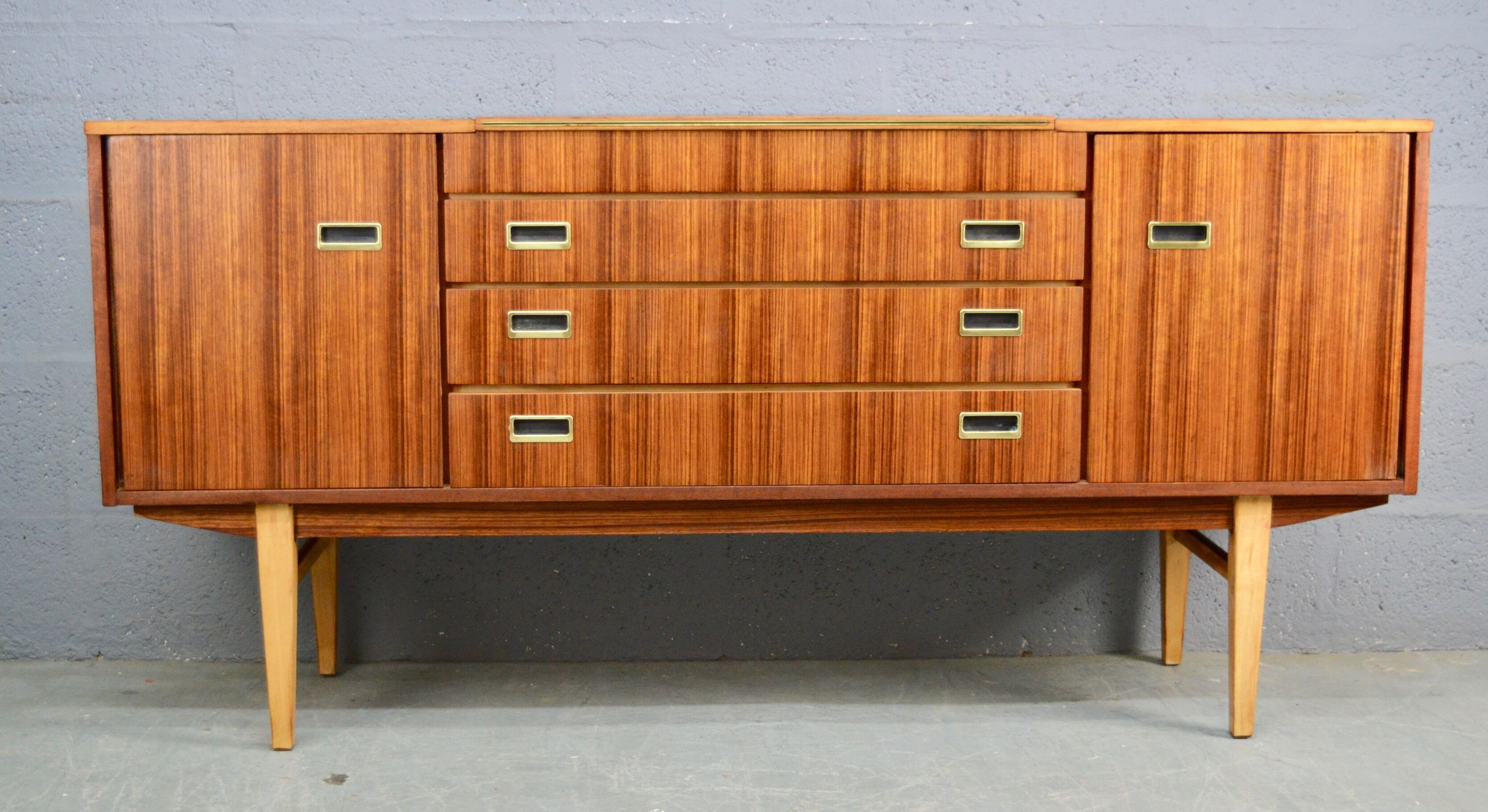 Teak sideboard by beautility