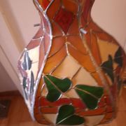 Tiffany-style stained glass pendant light