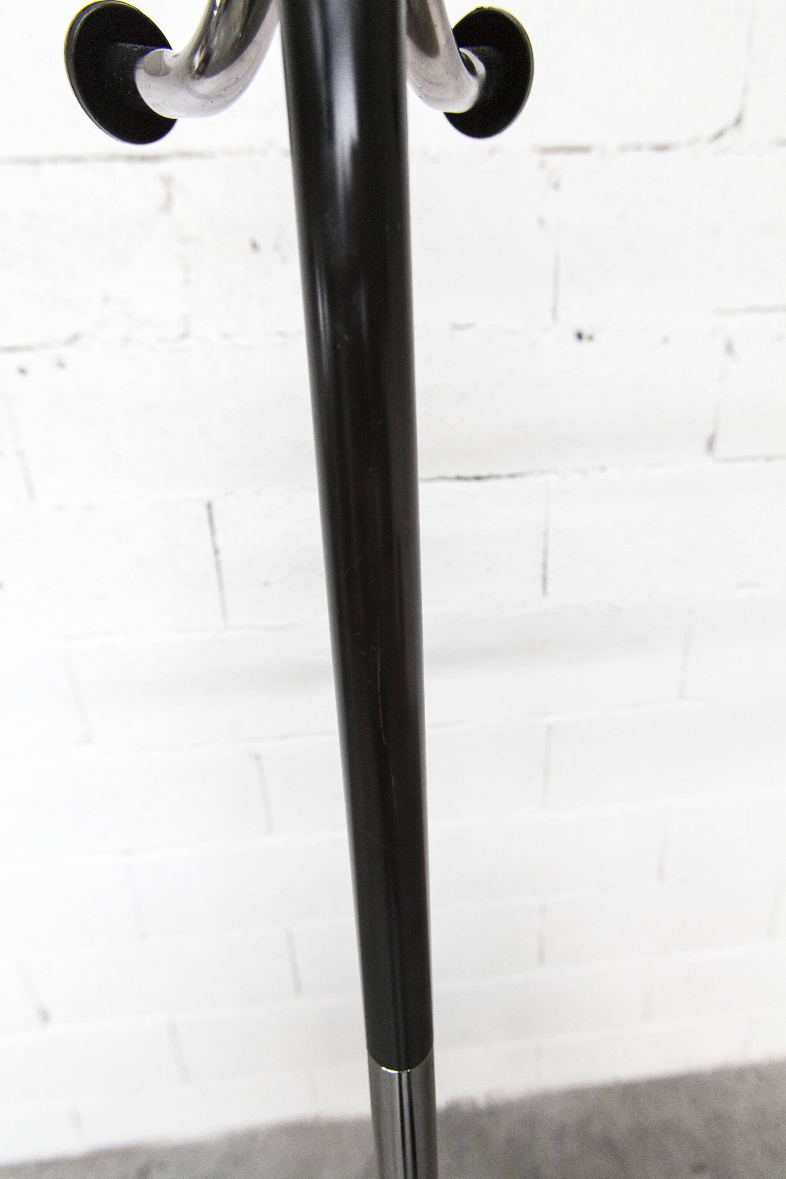 Portemanteau perroquet industriel 1970 porte parapluie et 12 patères 193cm