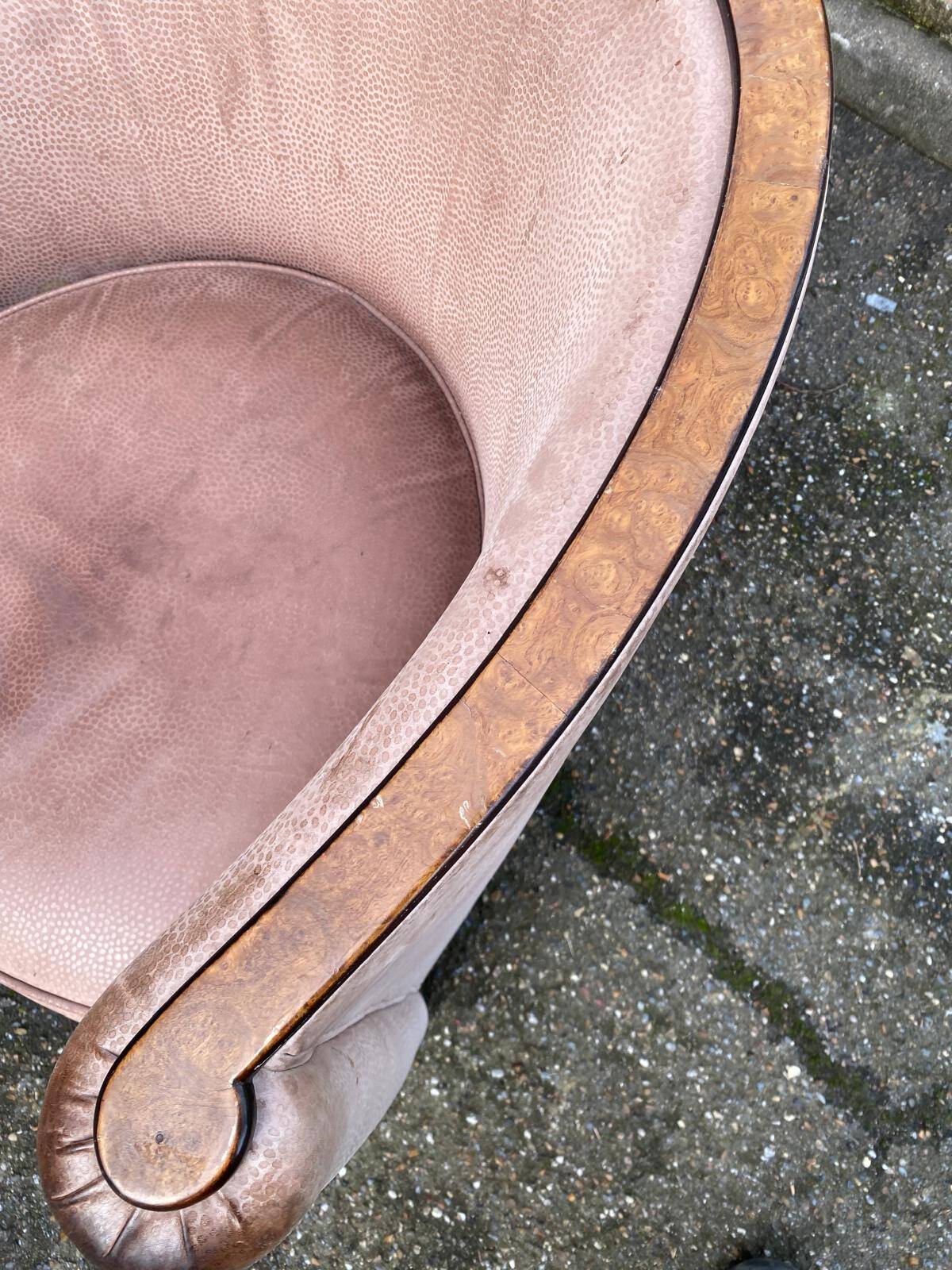 Art Deco club armchair Daisy Simon in beige leather and wood.