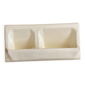 Ceramic soap dish