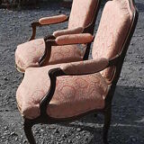 Fauteuils bergères style Louis XV en noyer