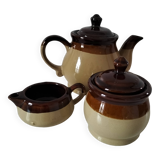Ensemble théière, pot à lait et sucrier