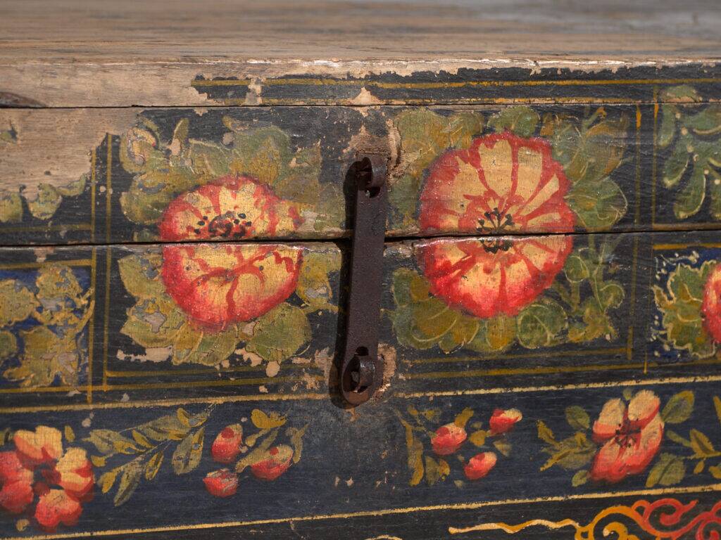 Antique Chinese chest painted in pine wood – China, circa 1900