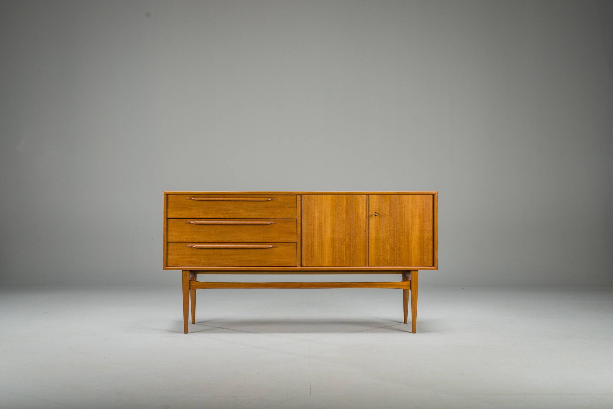 Mid-Century Teak Type RT 200 Sideboard in Teak by Heinrich Riestenpatt for