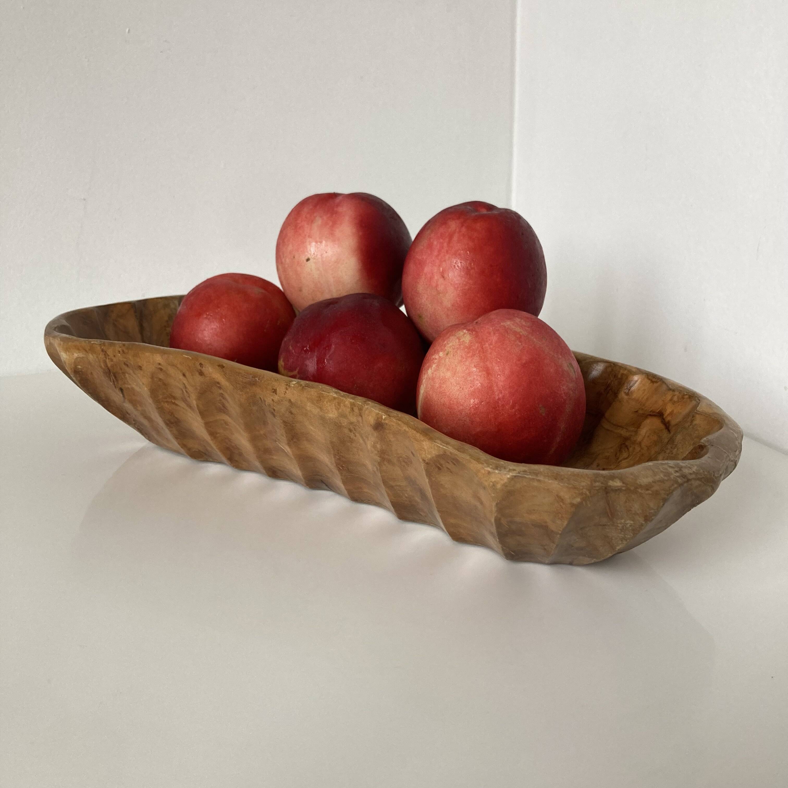 Beautiful vintage fruit bowl or pocket emptier in carved solid wood