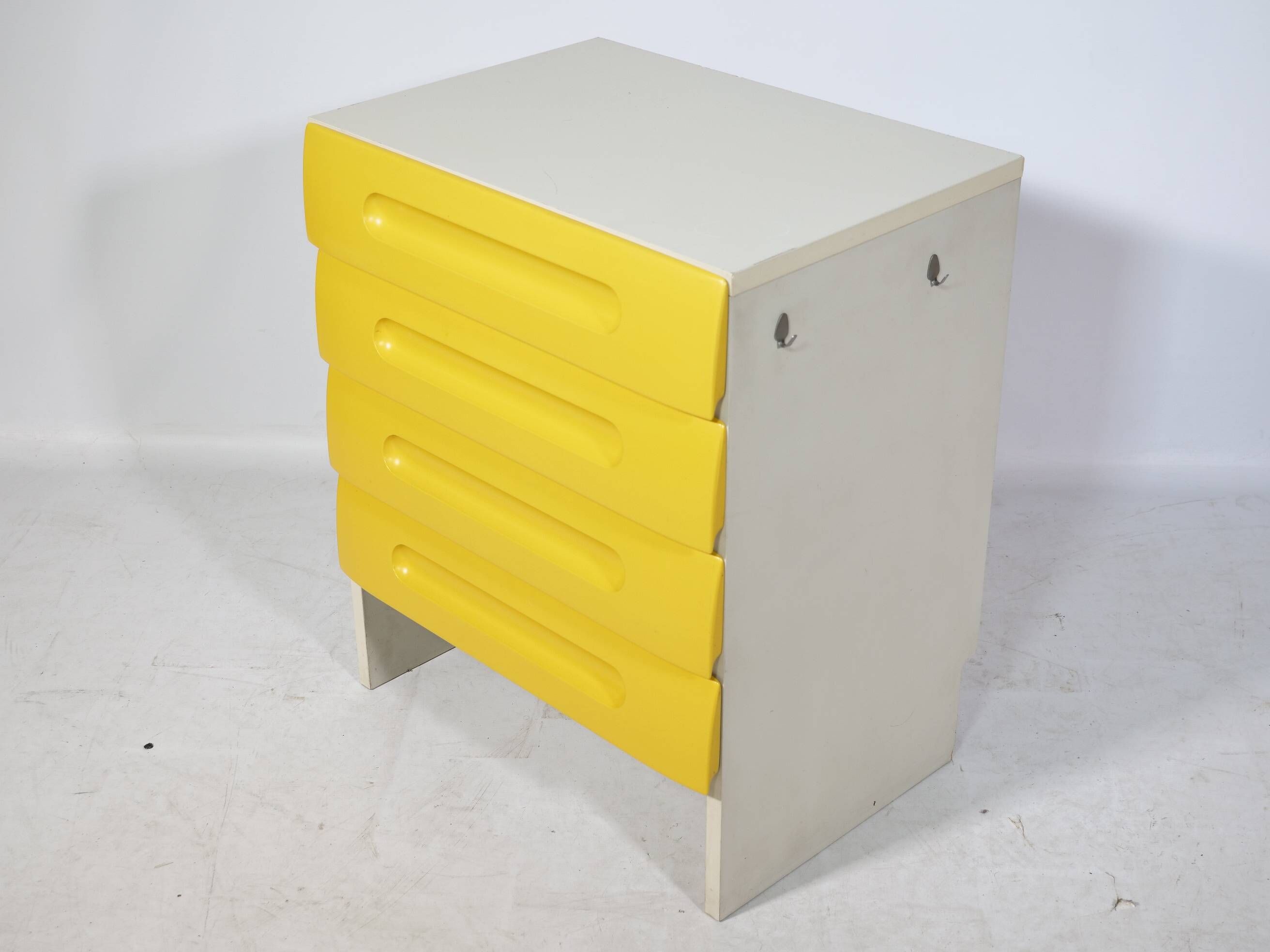 Space Age Design Chest of Drawers “Noro” by Gwinner, Germany, 1970s