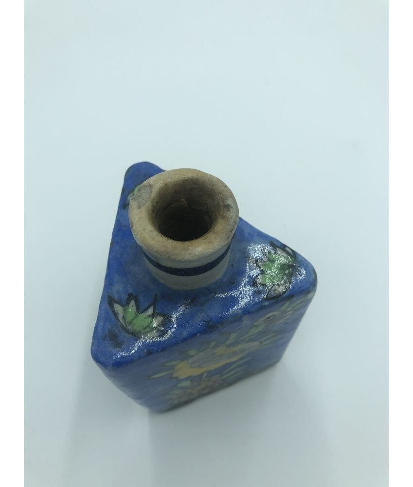 Bottle Or Bottle In Glazed Ceramic, Iznik, Qajar, Persia.