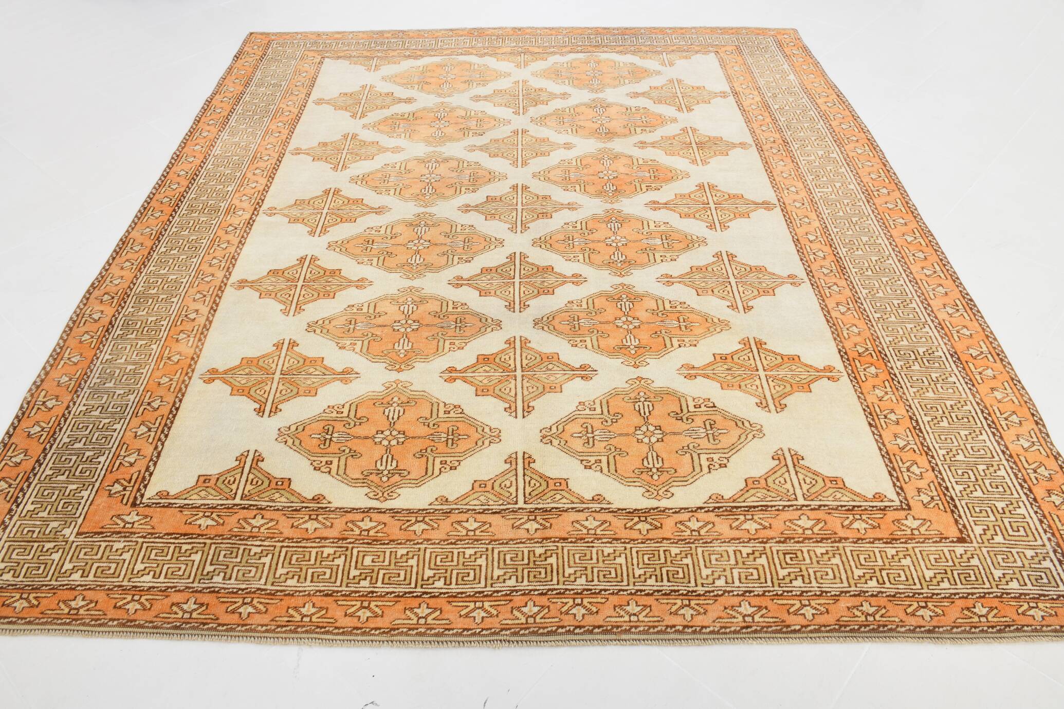 Vintage Peach & Salmon Classic Persian Rug, 240x278Cm