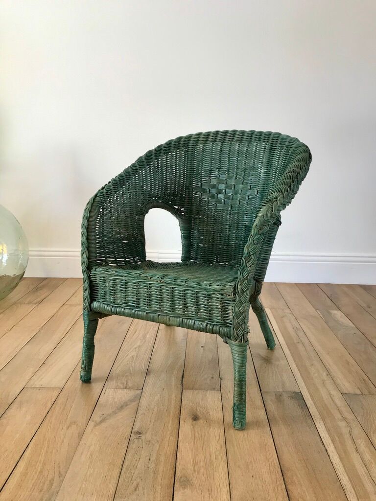 Fauteuil enfant en rotin vert années 60-70